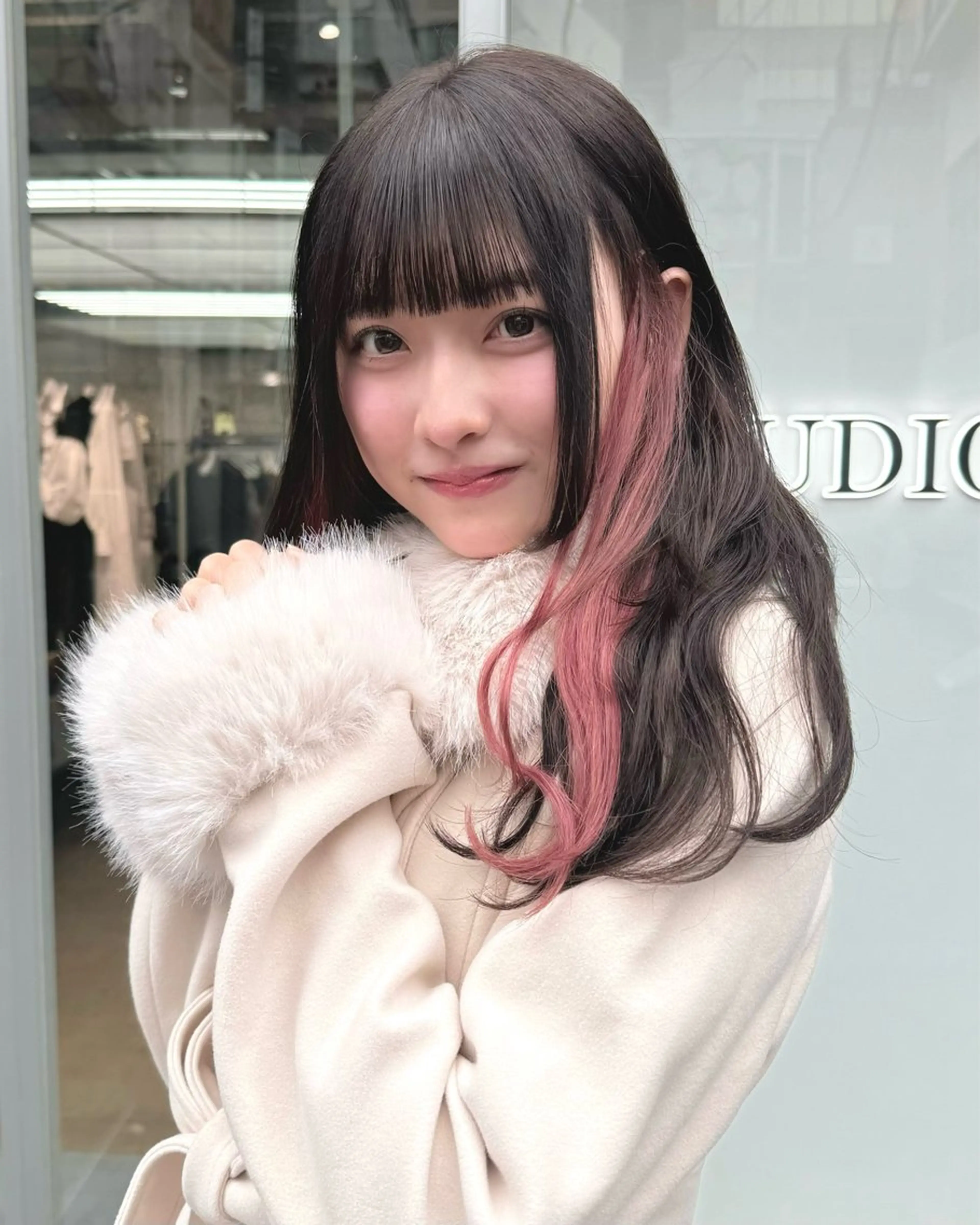 ロング カラー ayaka♡ 柔らかカラーのヘアスタイル