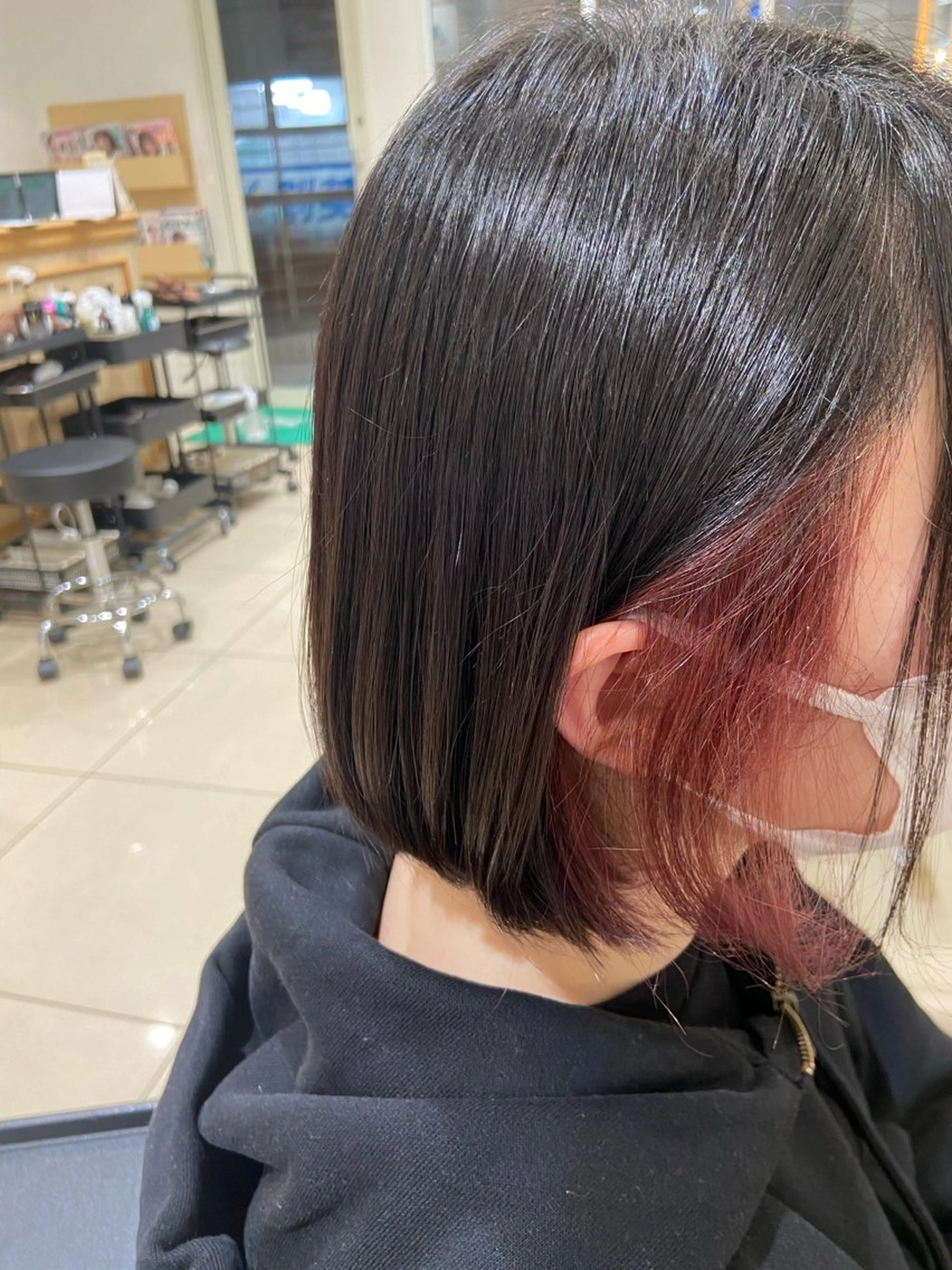 ミディアム カラー 30代からの大人 ショートのヘアスタイル