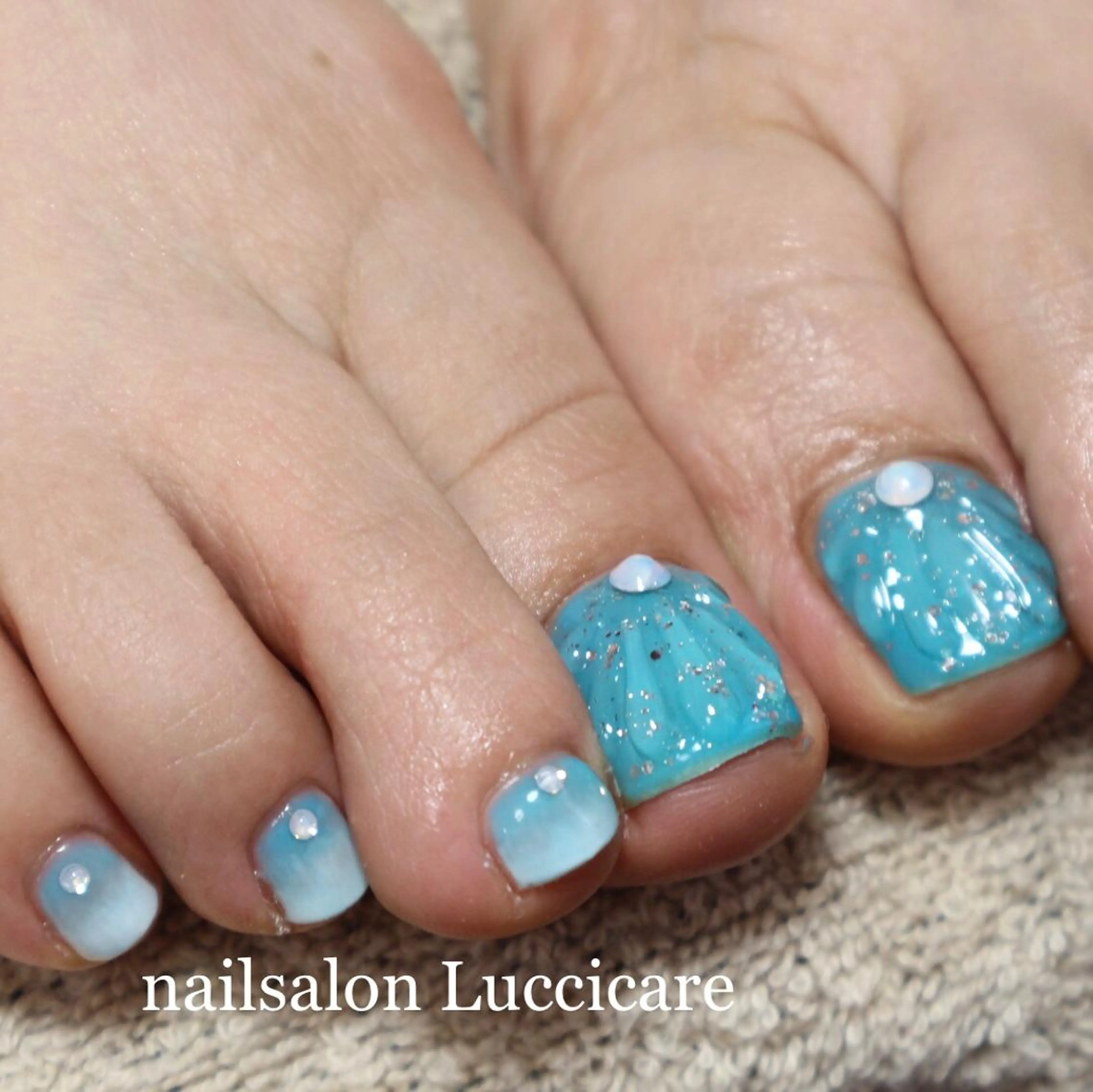 ネイル フットネイル 高田 ちかこのネイルデザイン