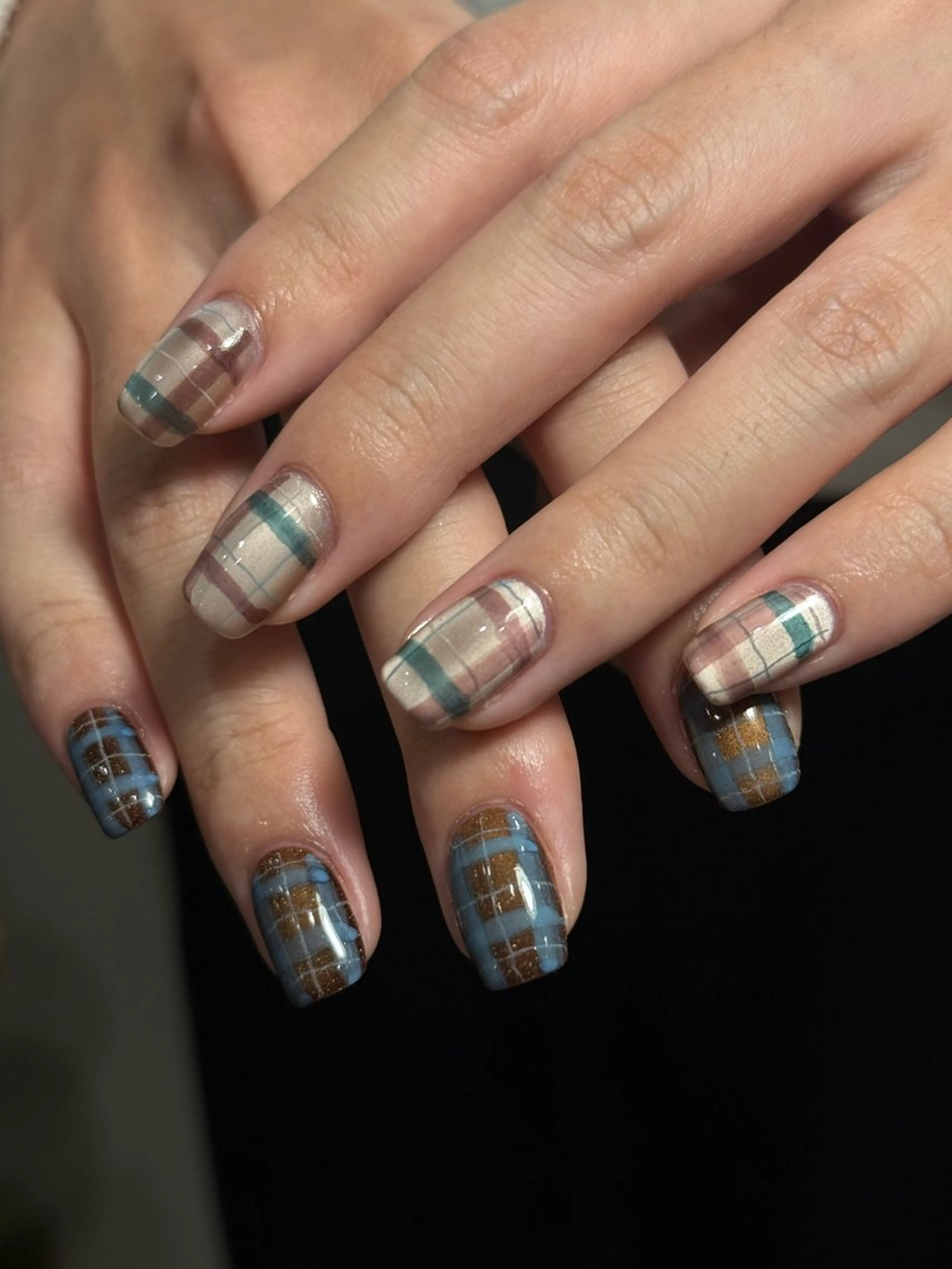 ネイル neouv所属・NEOUV_ mikuのネイルデザイン