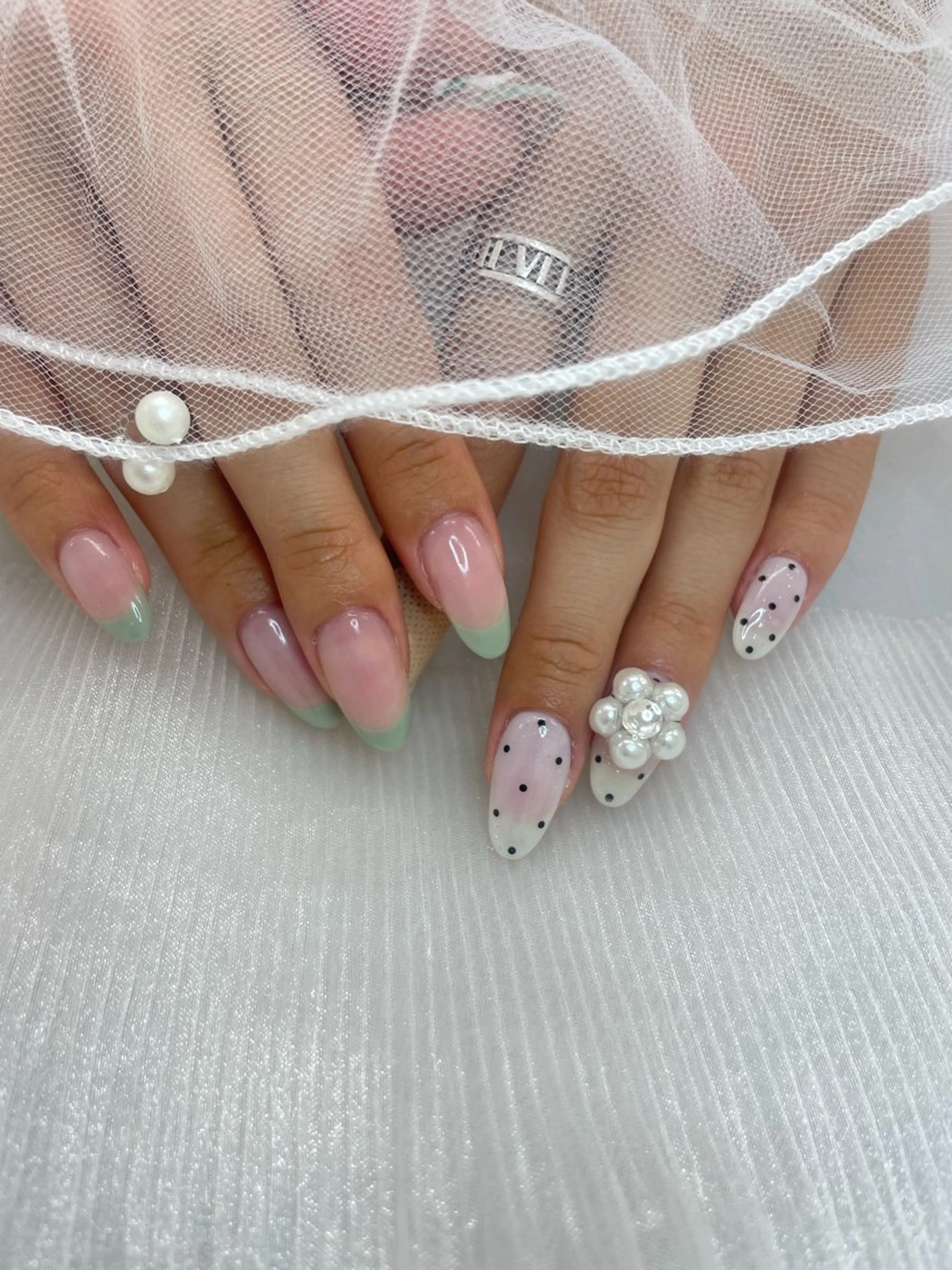 ネイル ハンドネイル 五十嵐 美智のネイルデザイン