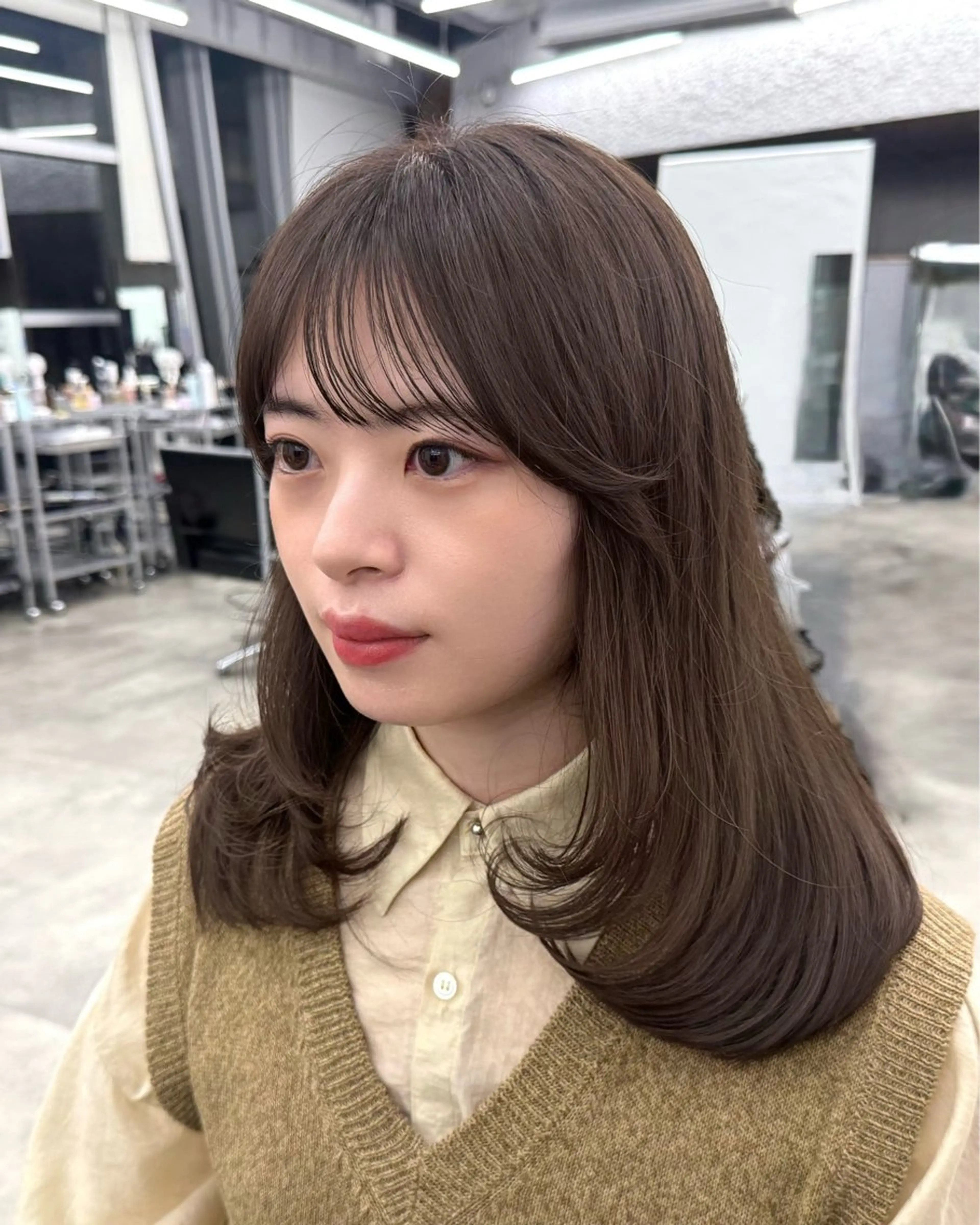 ミディアム カラー 顔周りカット レイヤーカット 似合わせカット カット ヘアカラー トリートメント レイヤー/透明感/ 顔周り/kana🩰のヘアスタイル