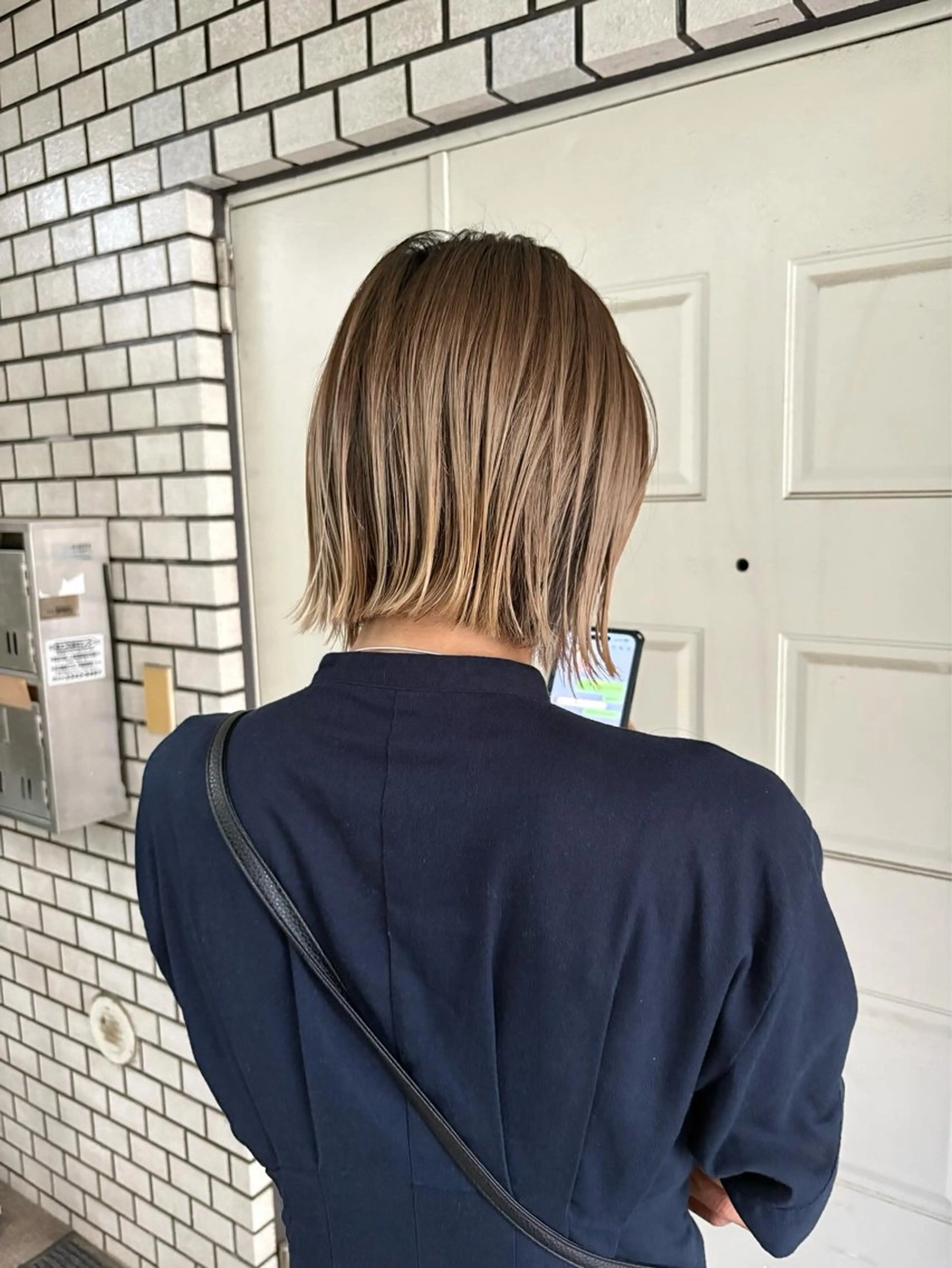ショート カラー ブリーチ カット ヘアカラー トリートメント takada kohのヘアスタイル