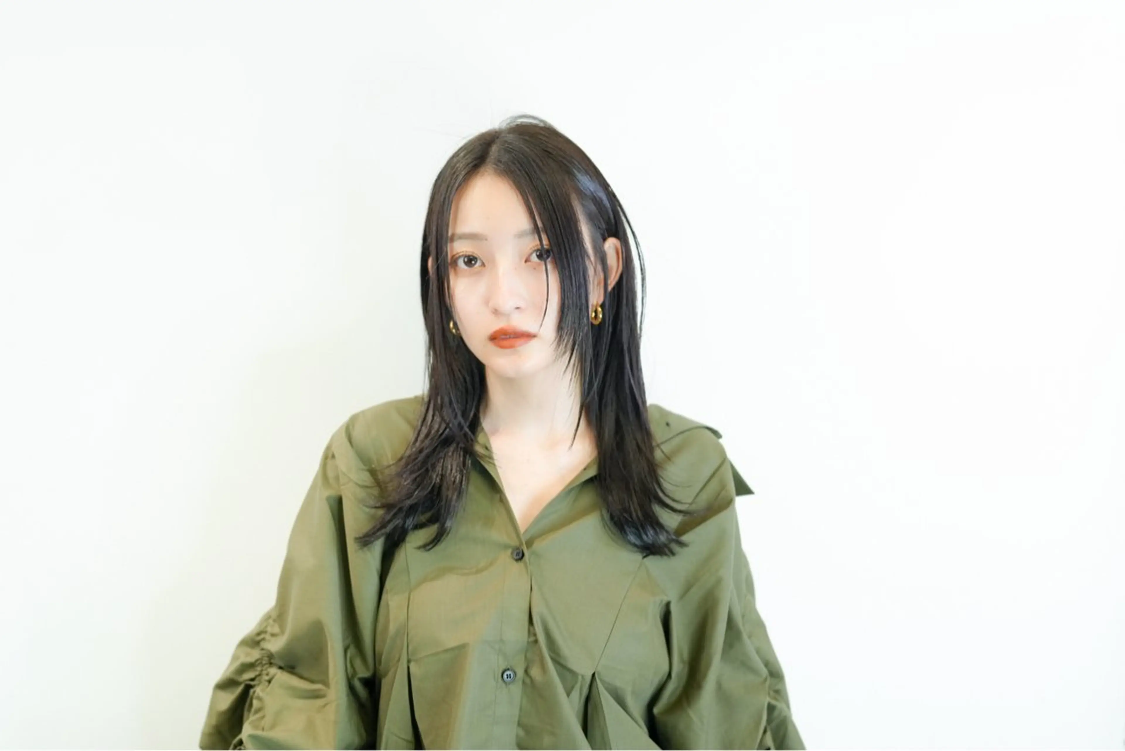 ロング カラー アディクシーカラー バレイヤージュ ブリーチ デザインカラー ダブルカラー カット トリートメント レイヤーカット nude ヘア大和のヘアスタイル