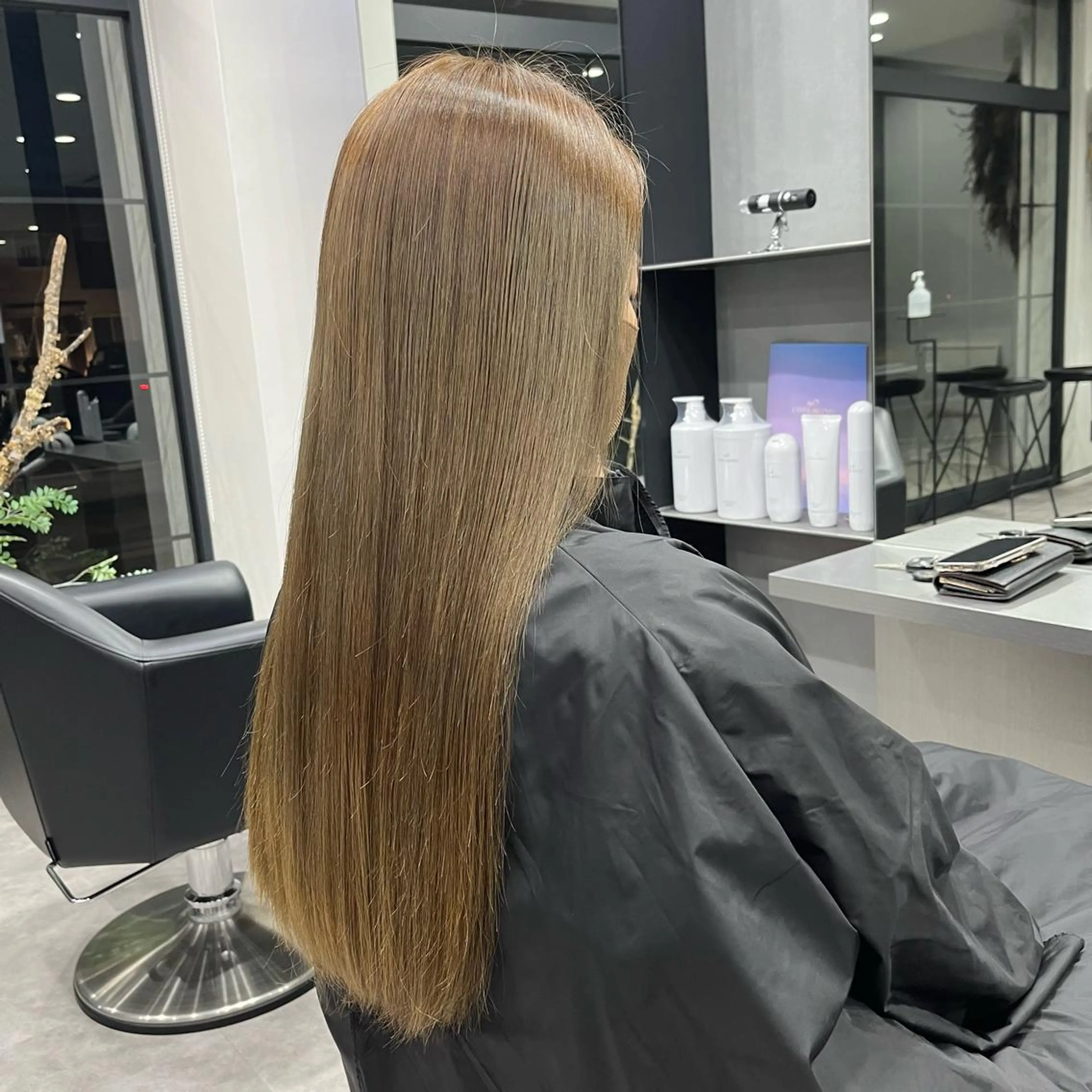 ロング カラー ベージュカラー ハイトーンカラー 🖱️ナチュラルヘア 鍋谷美帆🖱️のヘアスタイル