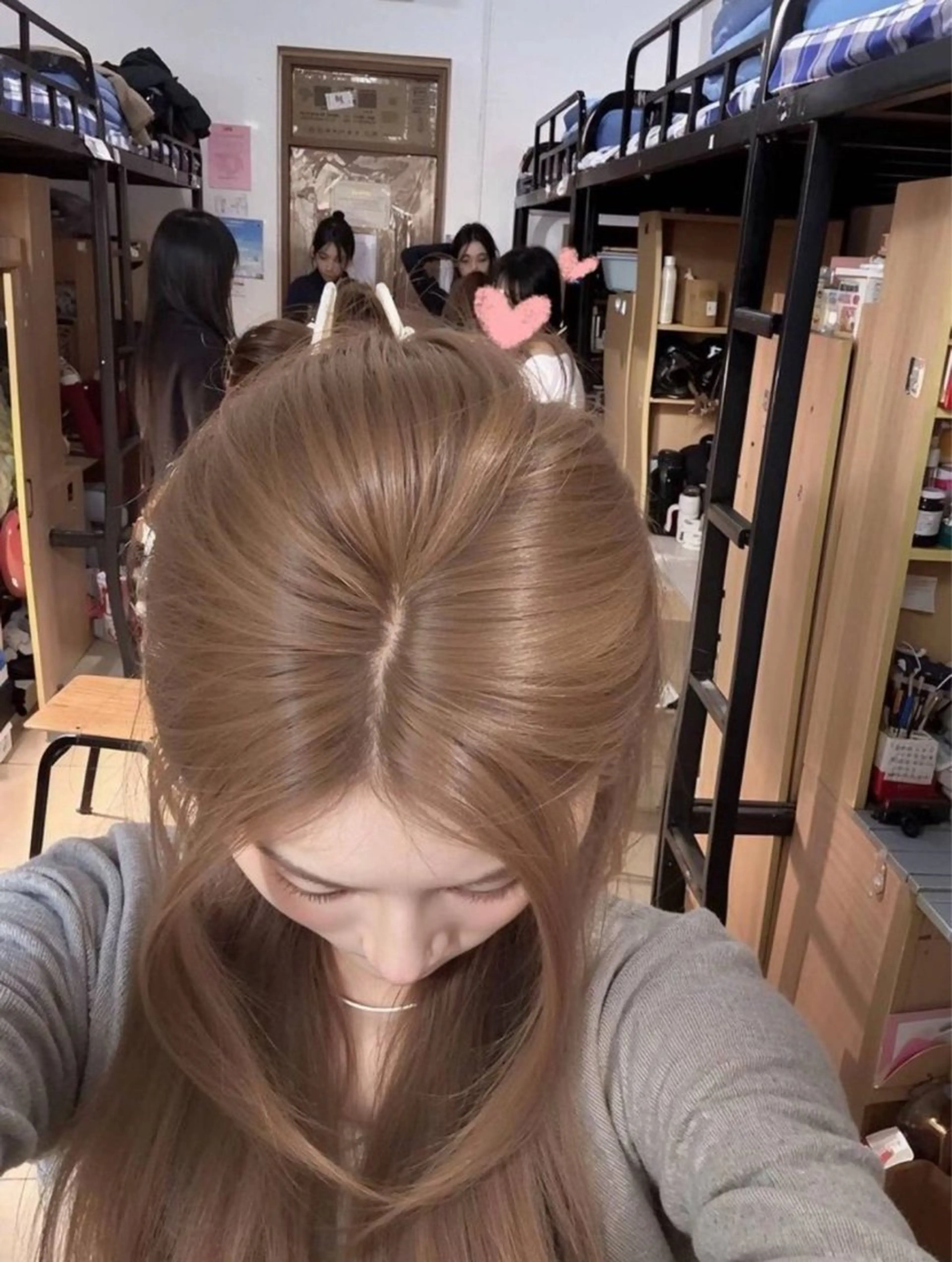 ロング カラー カット ヘアカラー 可愛いベージュヘア 🐿けんご🐿のヘアスタイル