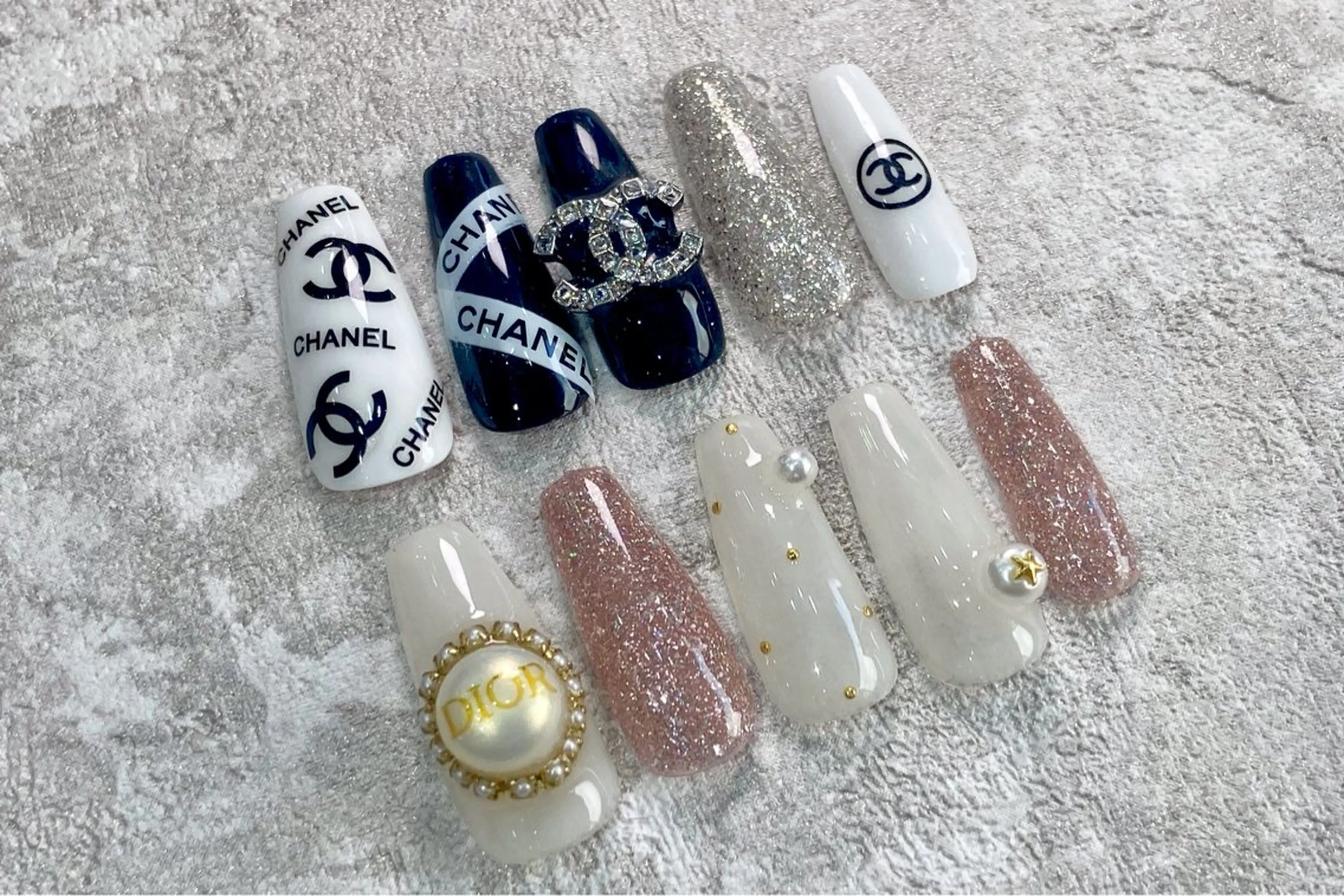 【オフあり】👑💍ハイブランドネイル💍👑の写真