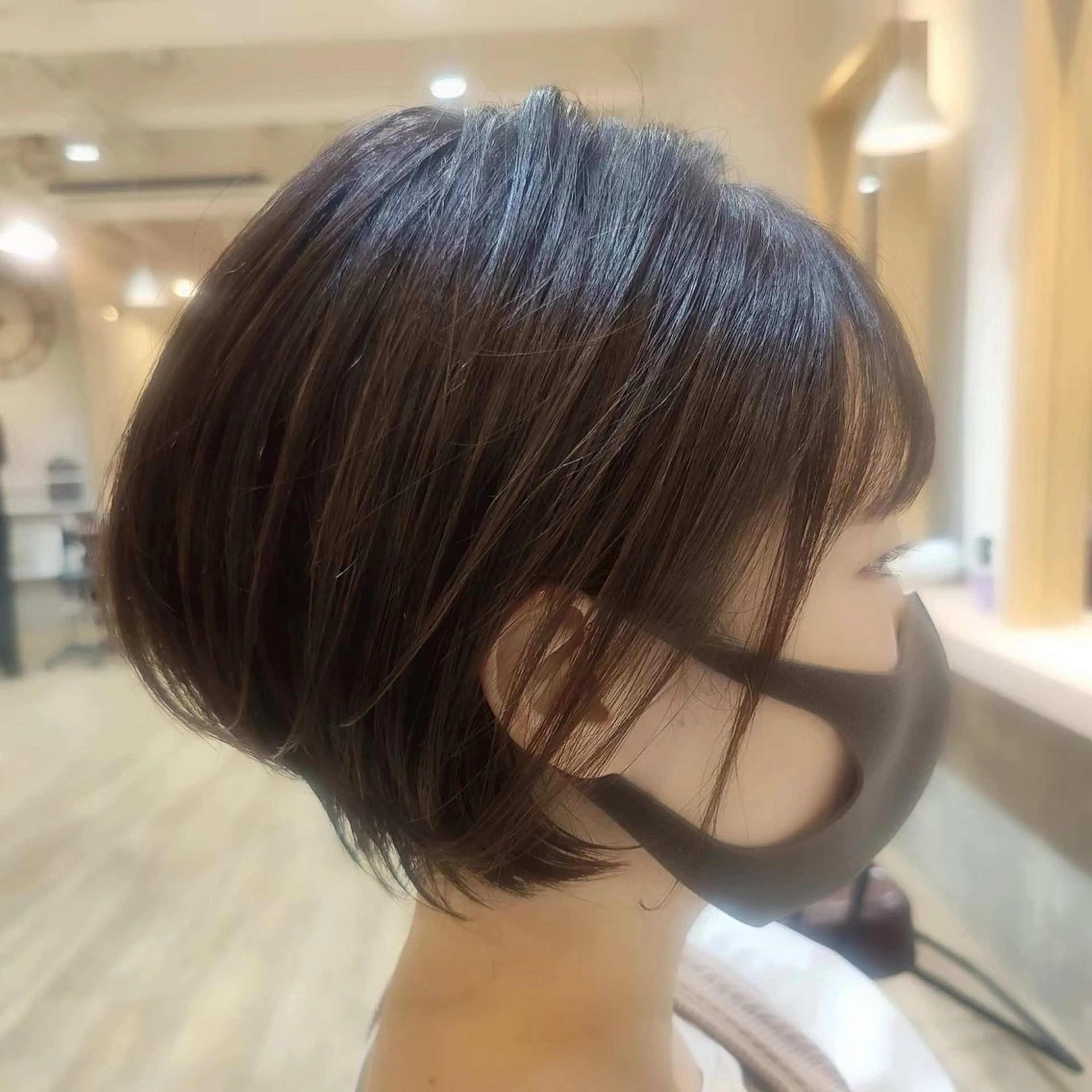 ショート カット 徳田 真緒のヘアスタイル