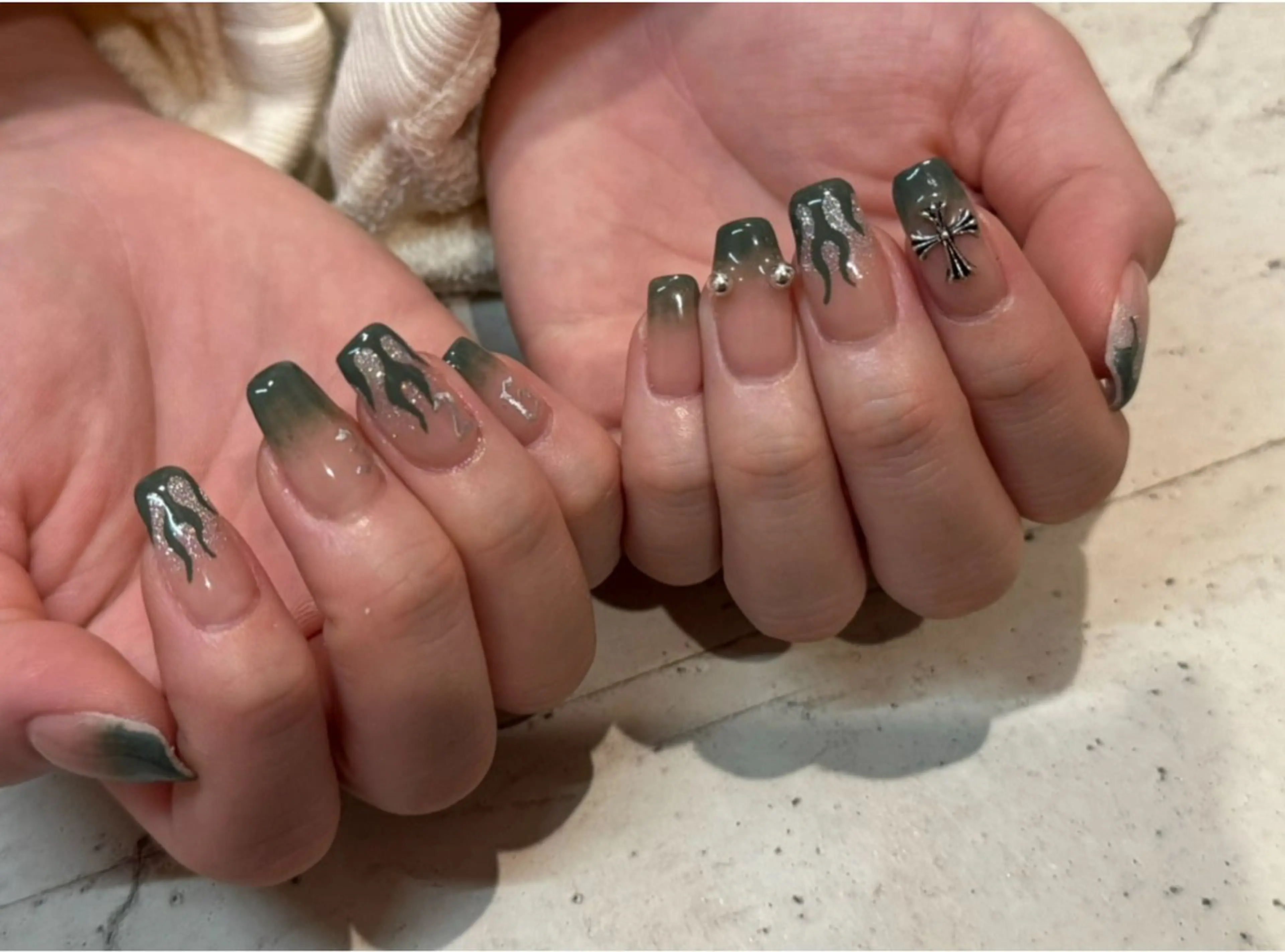 ネイル ハンドネイル nailsalon Lumiereのネイルデザイン