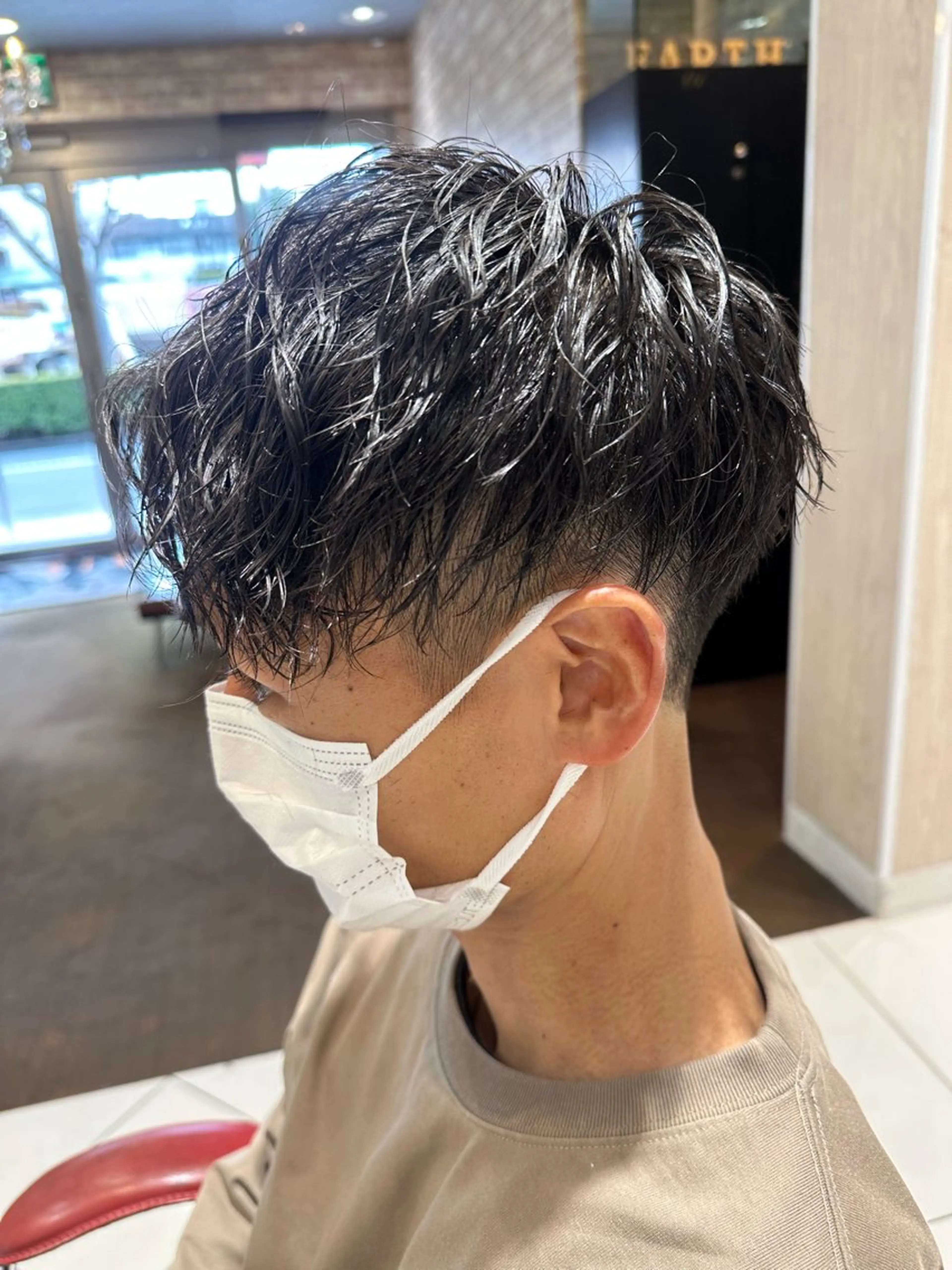 ショート パーマ メンズ メンズパーマ ツイストスパイラルパーマ 波巻きパーマ スパイラルパーマ 💈メンズ特化 美容師サキ💈のヘアスタイル