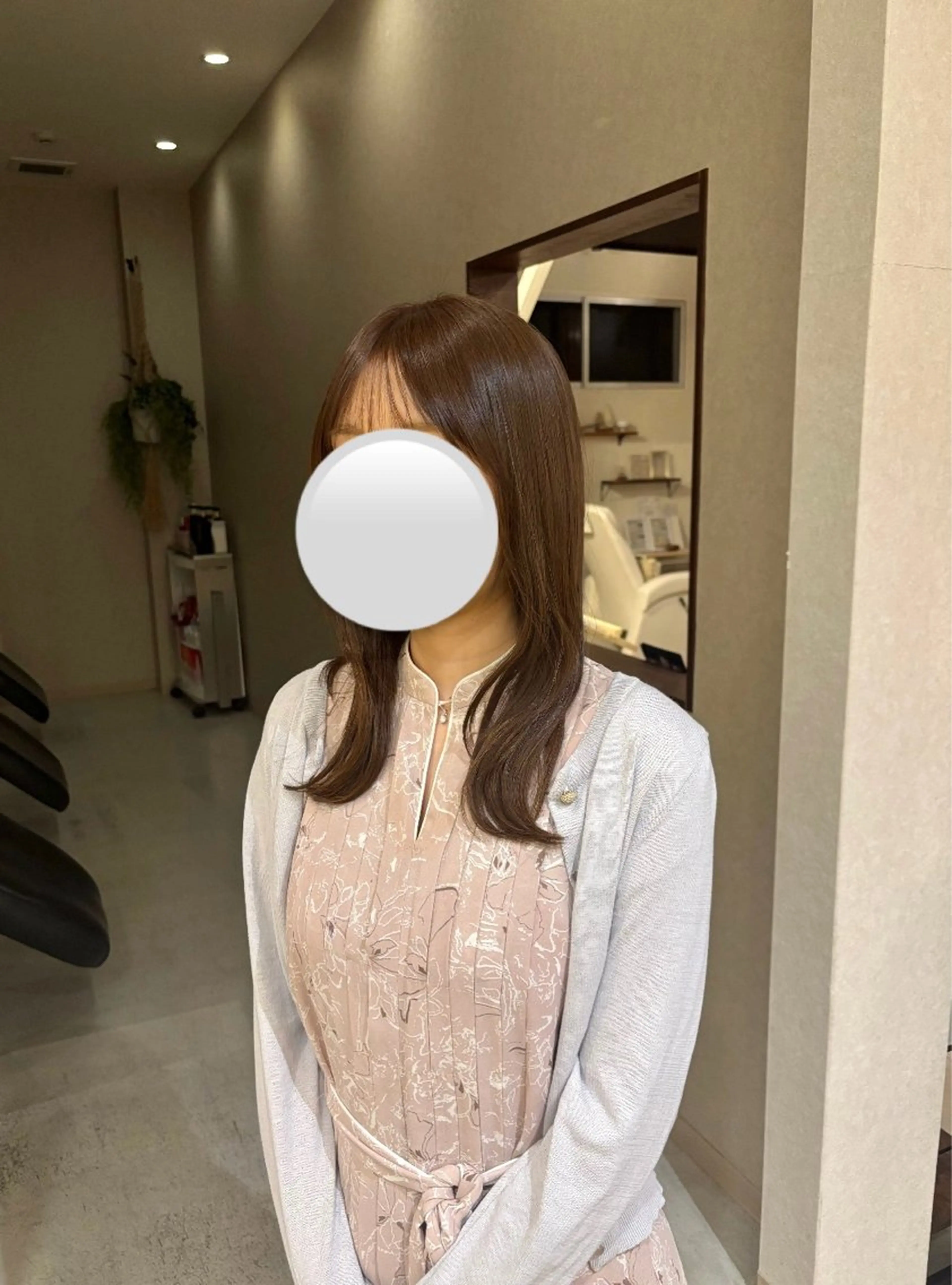 ミディアム くびれヘア 顔周りカット レイヤーカット Rudder 牛嶋のヘアスタイル