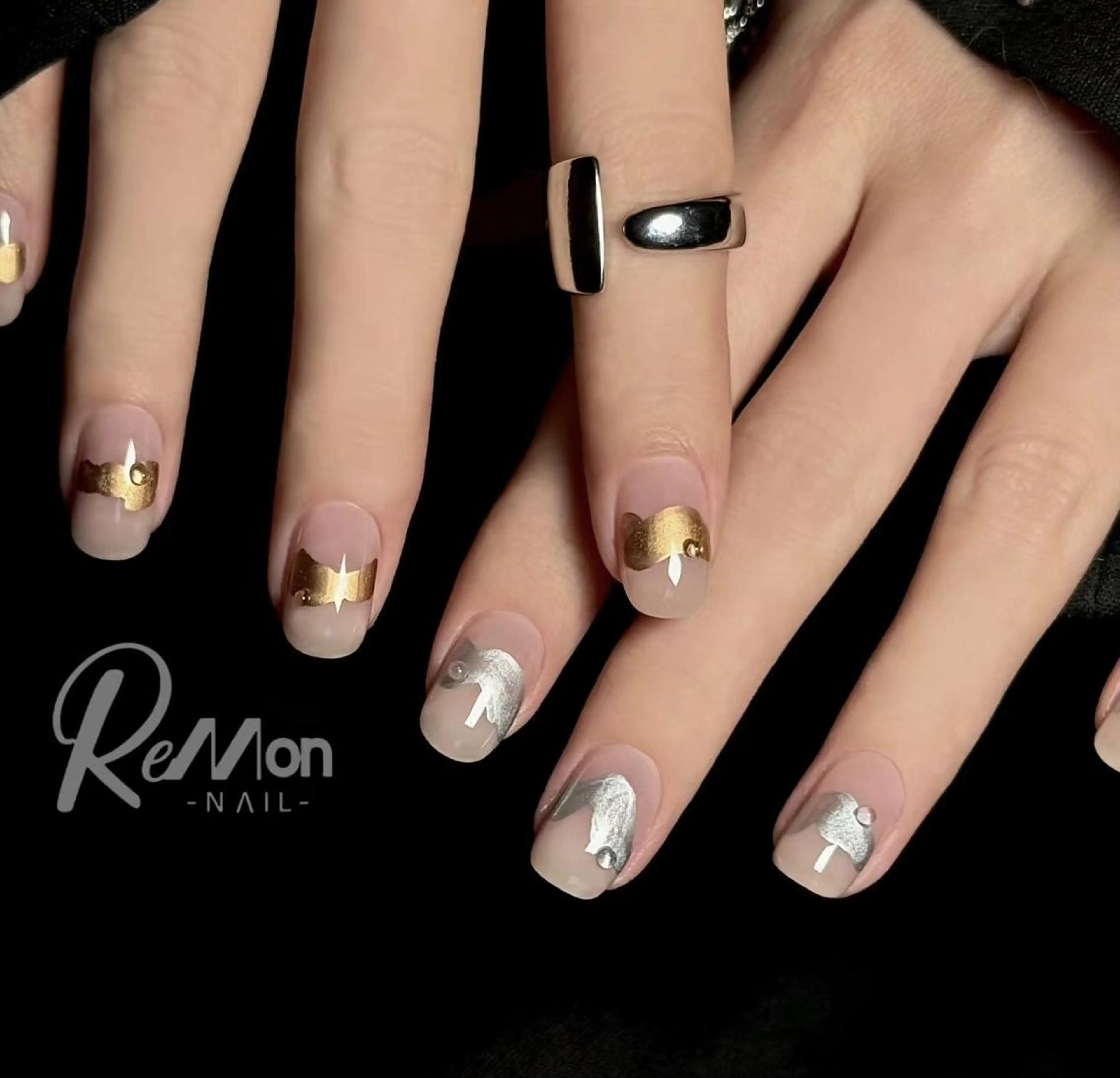 ネイル inf リエネイルサロンのネイルデザイン