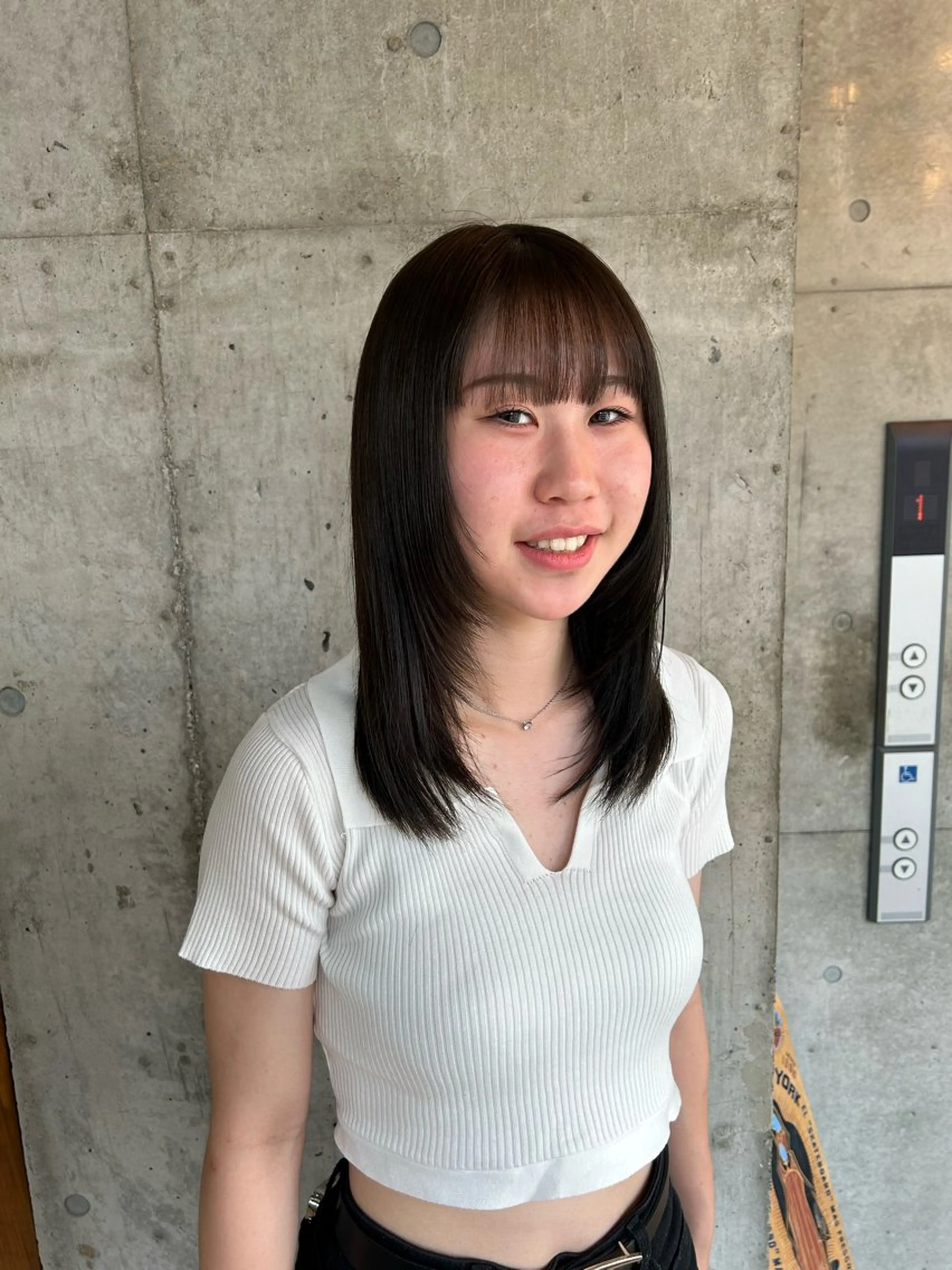ミディアム カット トリートメント 🎨デザイン🥇 美髪・艶髪　日暮千敬のヘアスタイル