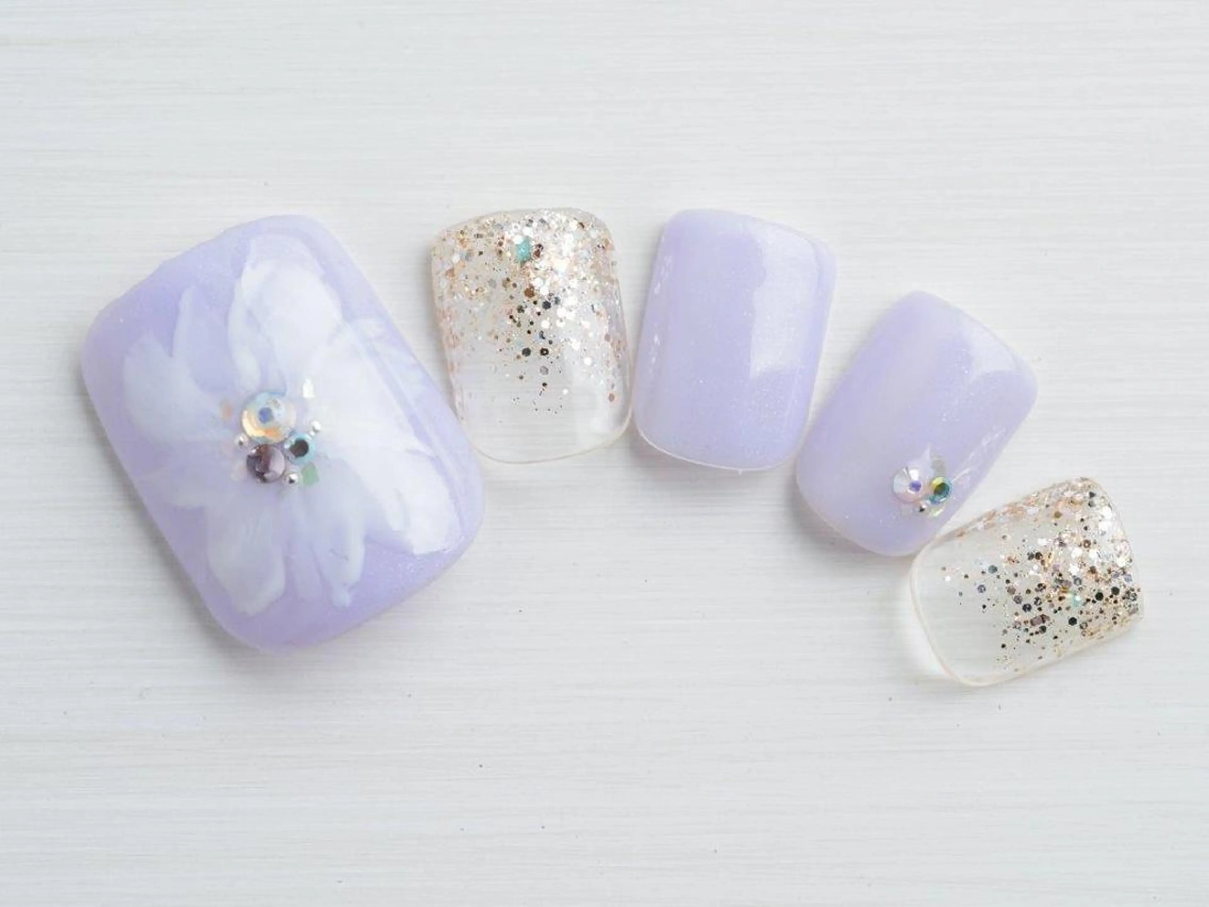 ネイル フットネイル 渡邊 亜貴のネイルデザイン