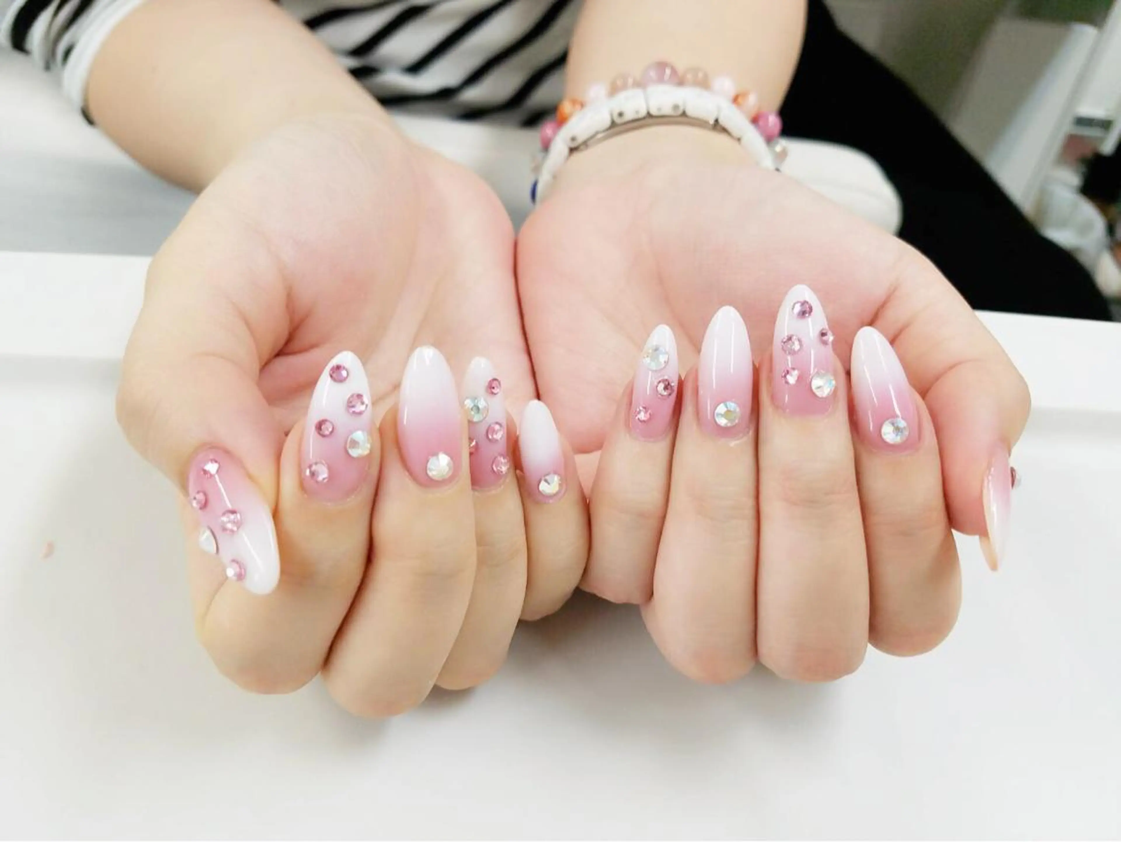 ネイル Angelica ネイリストのネイルデザイン