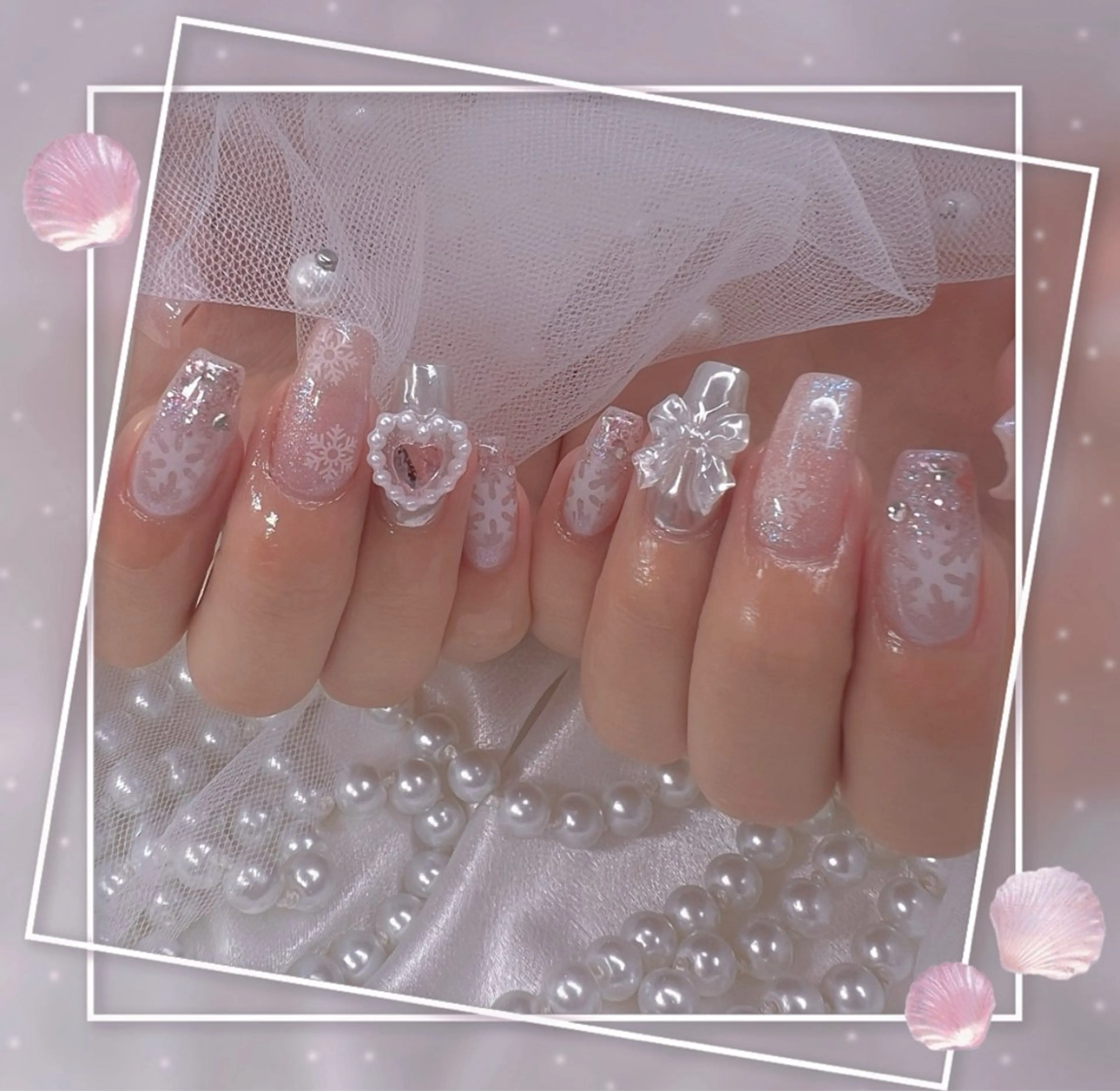 ネイル チークネイル フレンチネイル グラデーション マグネットネイル マグネットフレンチ ハンドネイル Chill Nailsalonのネイルデザイン