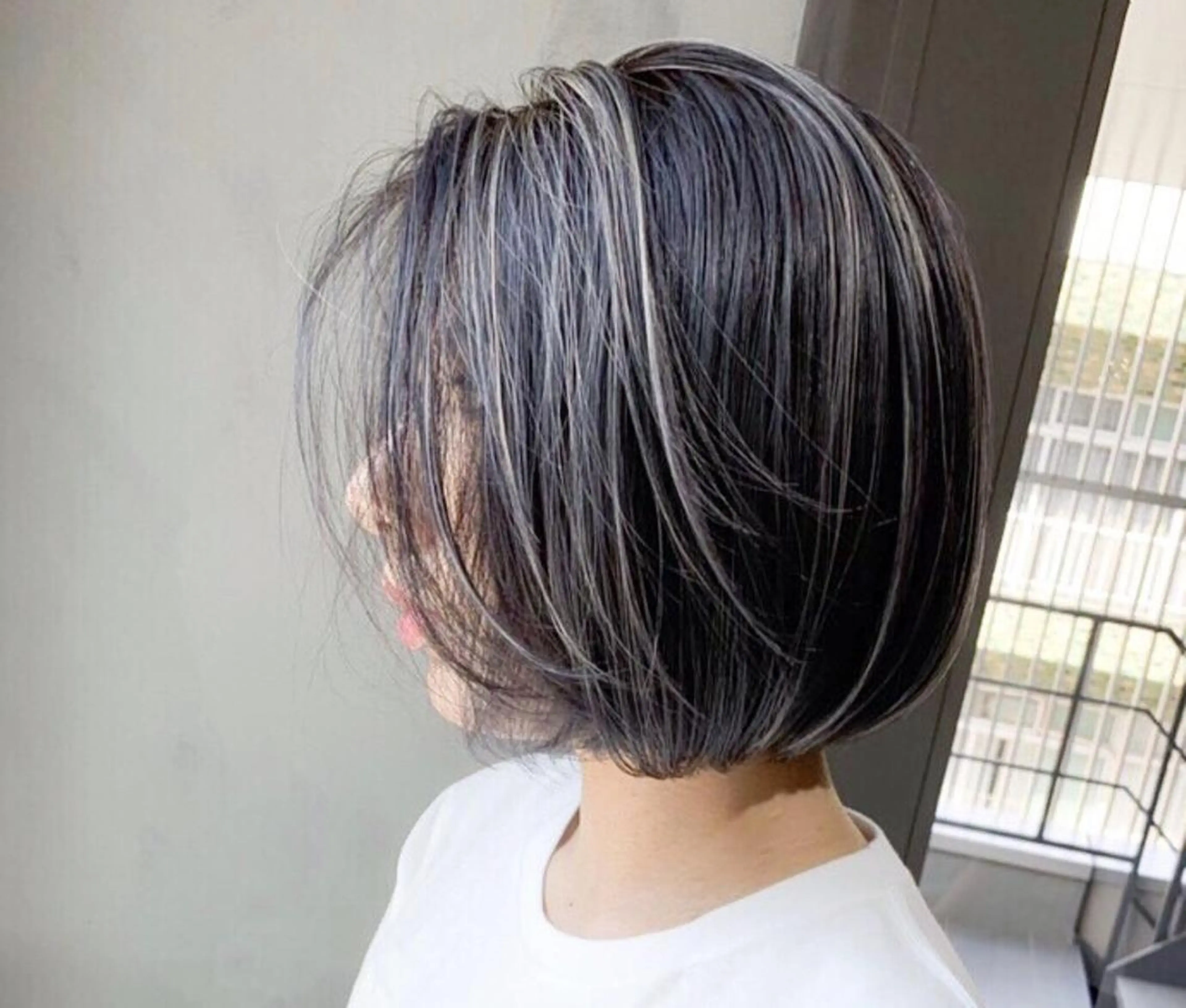 ショート カラー 古山 勇太のヘアスタイル