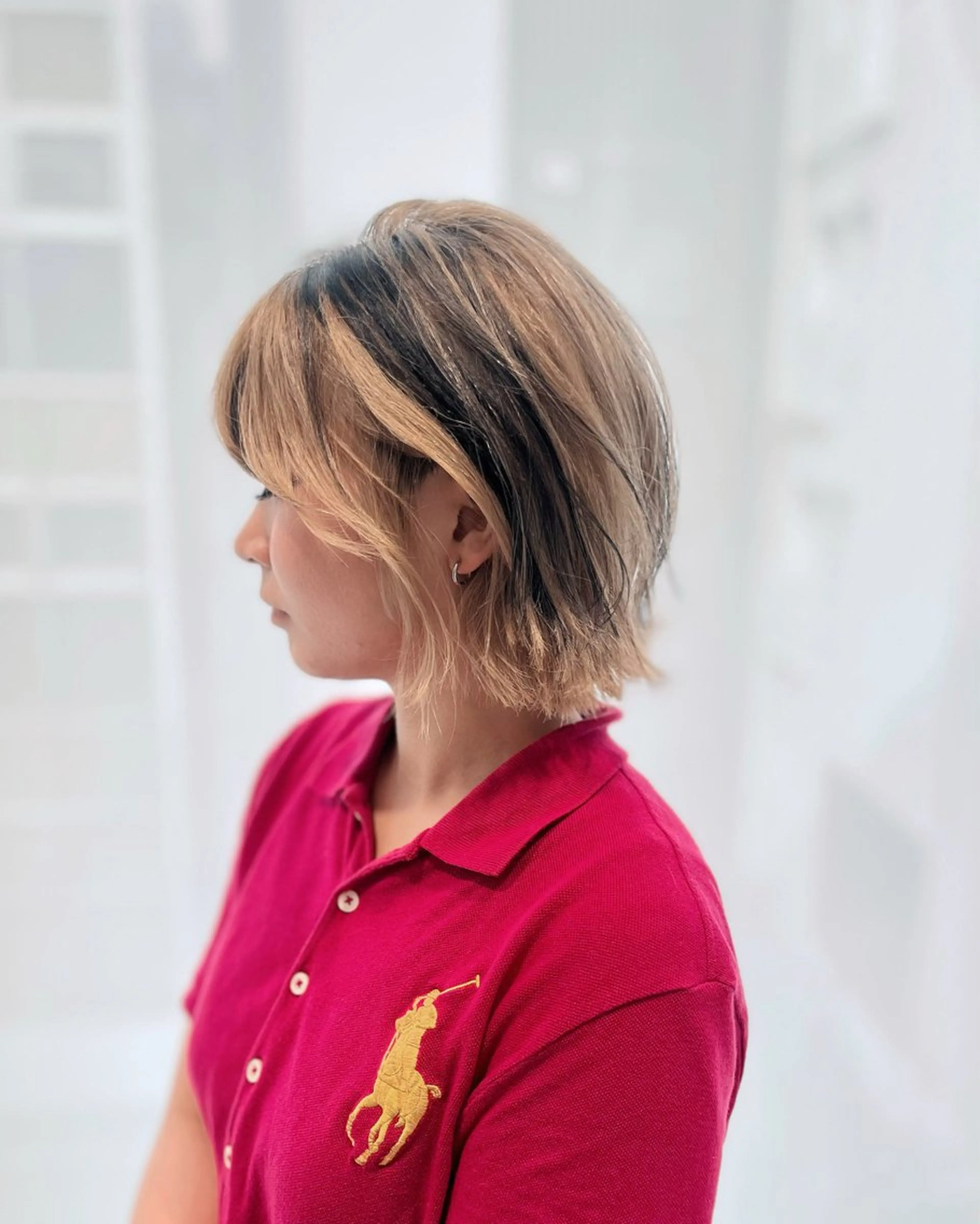 ショート ボブレイヤー ボブ レイヤーカット カット ヘアカラー 飯星慧斗 /ブリーチ、縮毛矯正のヘアスタイル