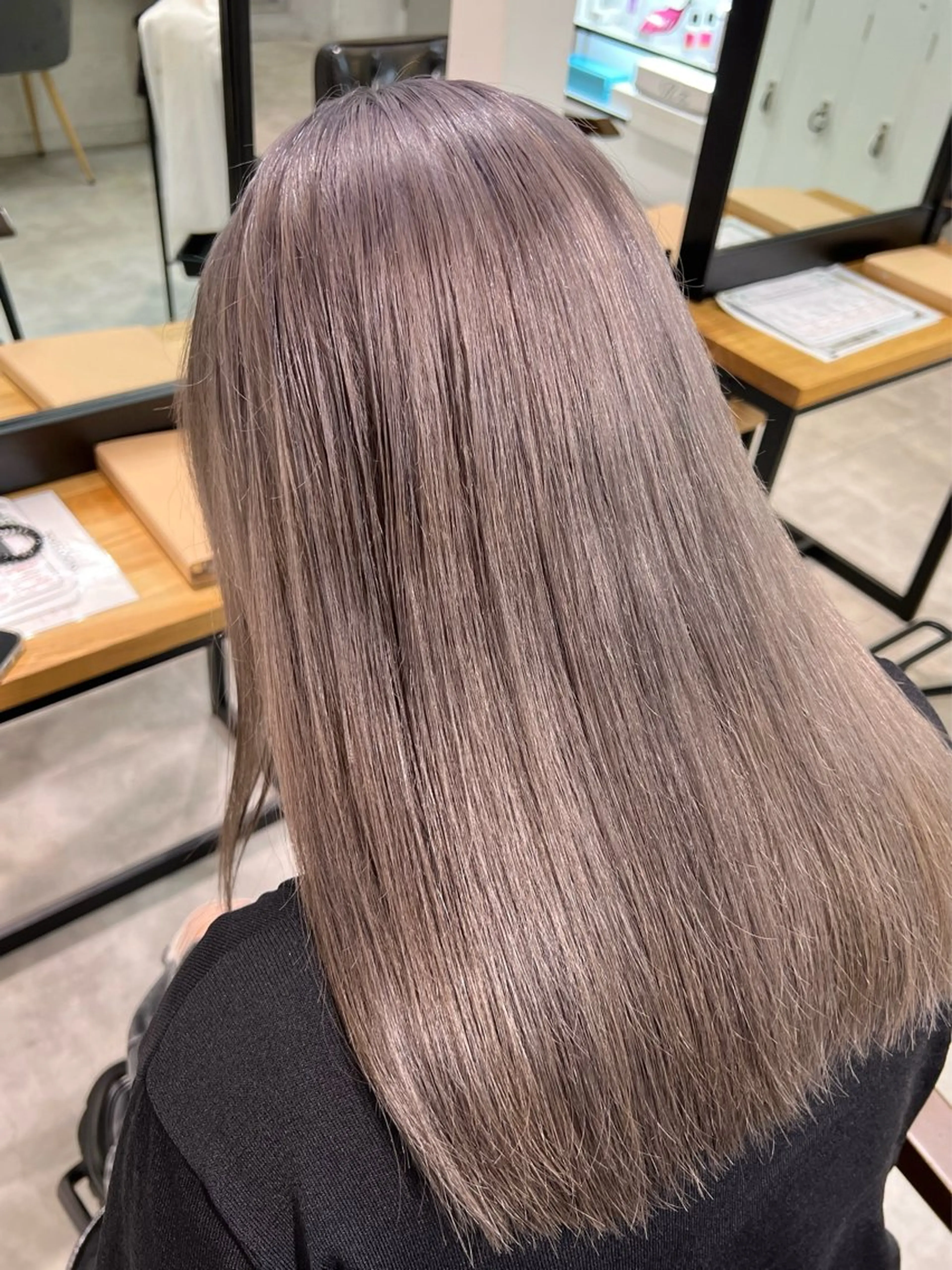 ロング カラー ヘアカラー collet矢島 /ブリーチカラーのヘアスタイル