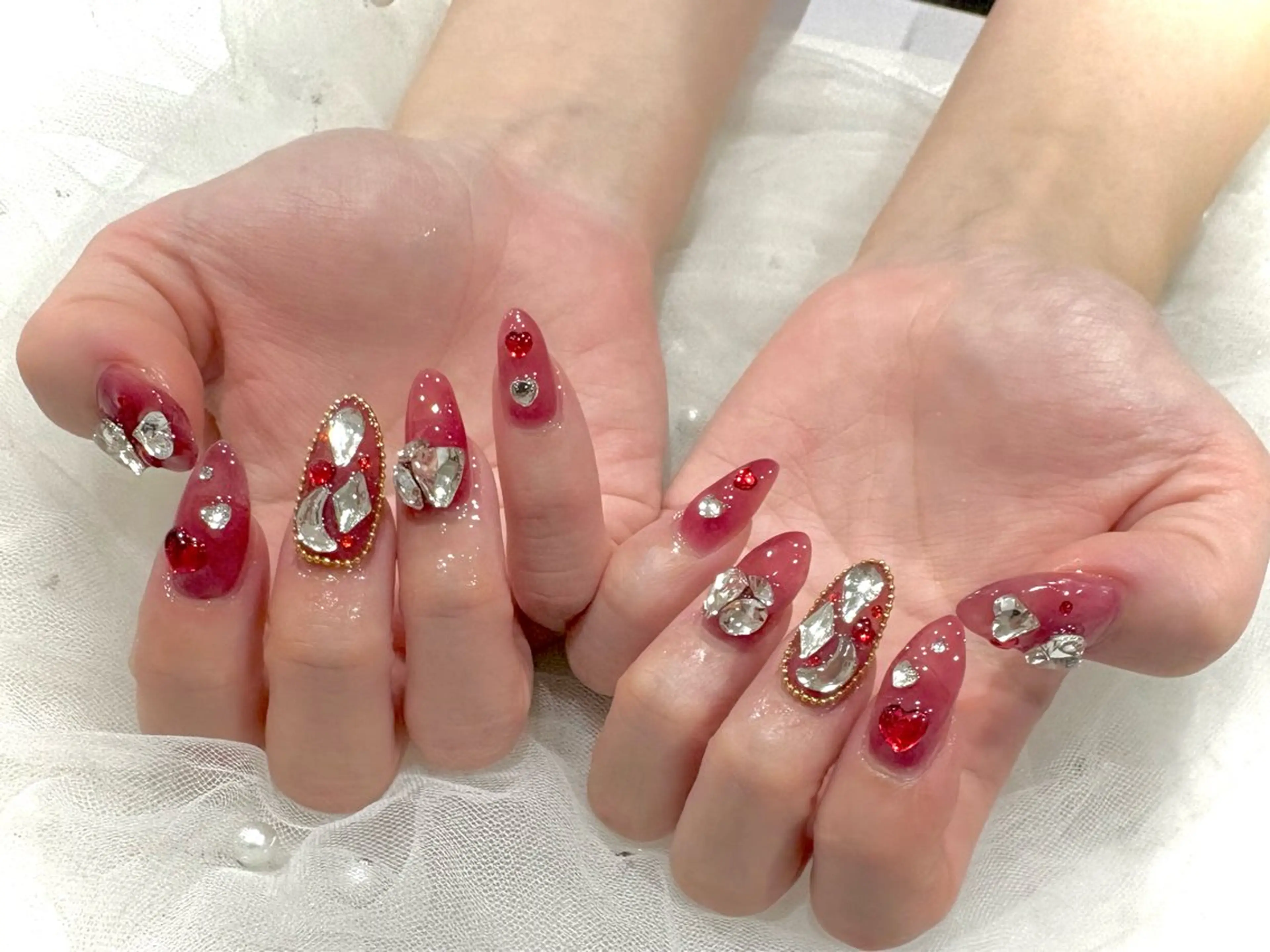 ネイル キラキラネイル ハンドネイル Nail salon Cielel⟡Ayaのネイルデザイン