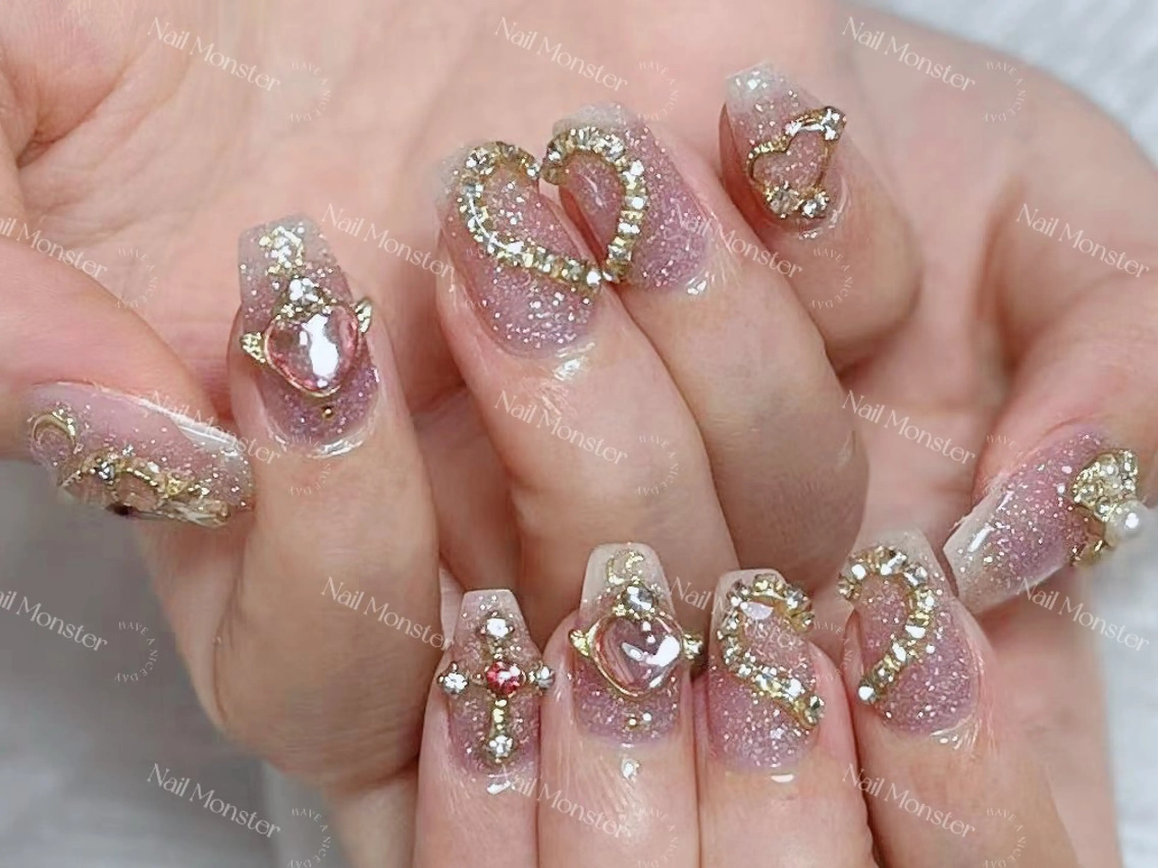 ネイル ハンドネイル DIAMOND Nail🥇のネイルデザイン