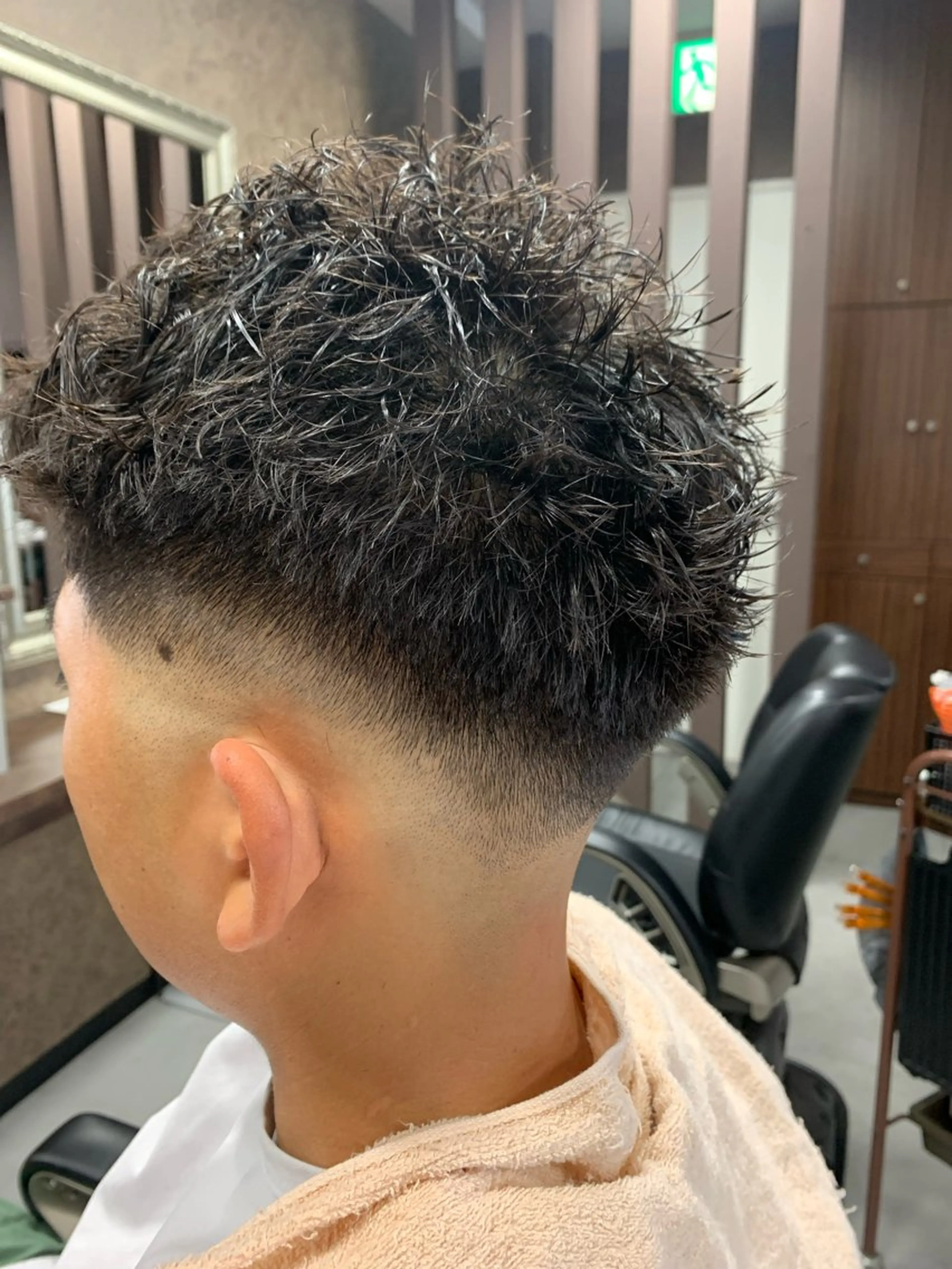 メンズ バーバーショップ涼桜新町店所属・田中大 パーマ/メンズカットのヘアスタイル