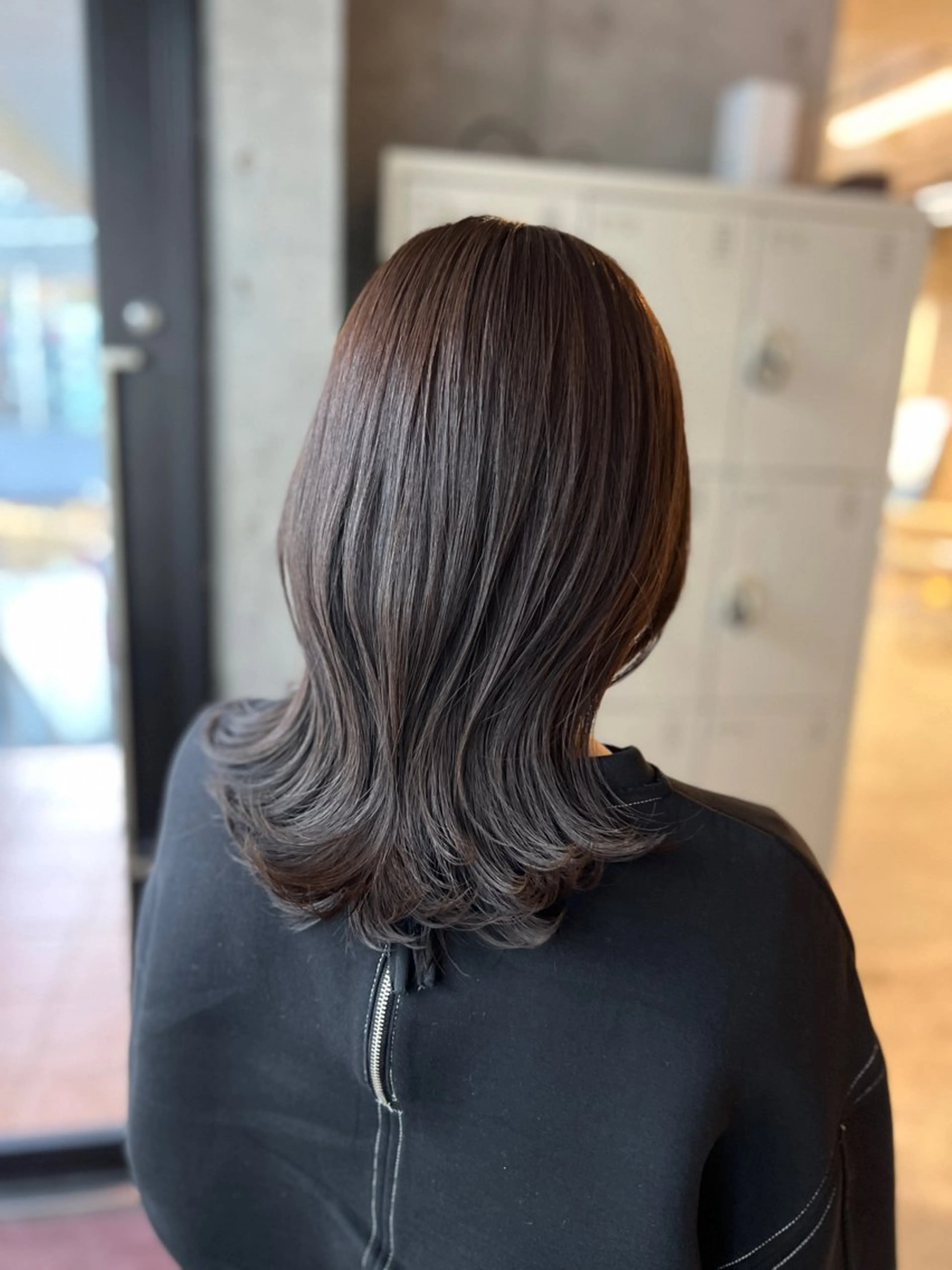 セミロング カラー 透明感カラー オレンジ ヘアカラー トリートメント AIN.ANLY 明治神宮前所属・徳浜 睦希のヘアスタイル