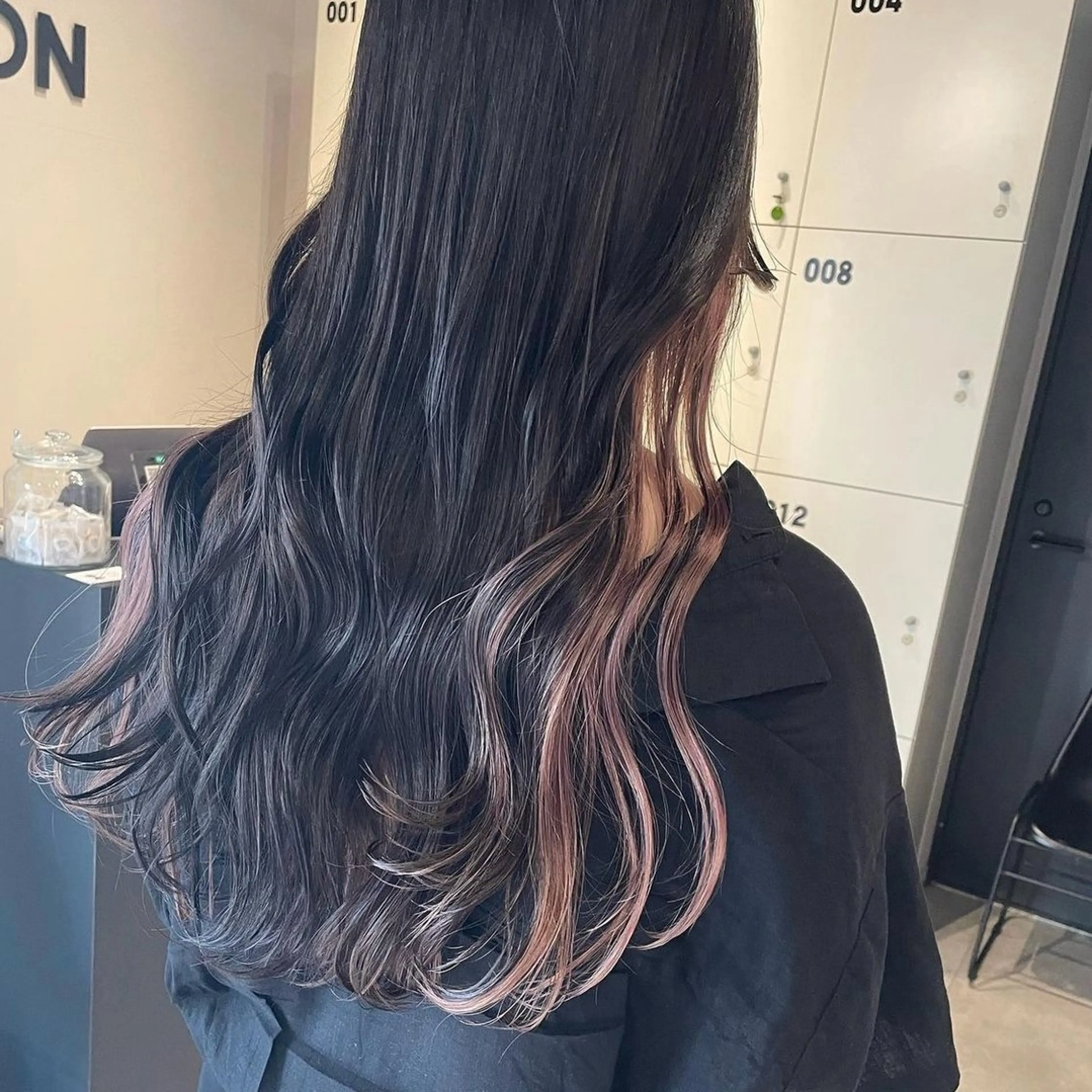 ロング カラー ヘアカラー トリートメント Ameri 新宿所属・𓆩︎🩸個性カラー SAKÜRA𓆪⋆˚のヘアスタイル