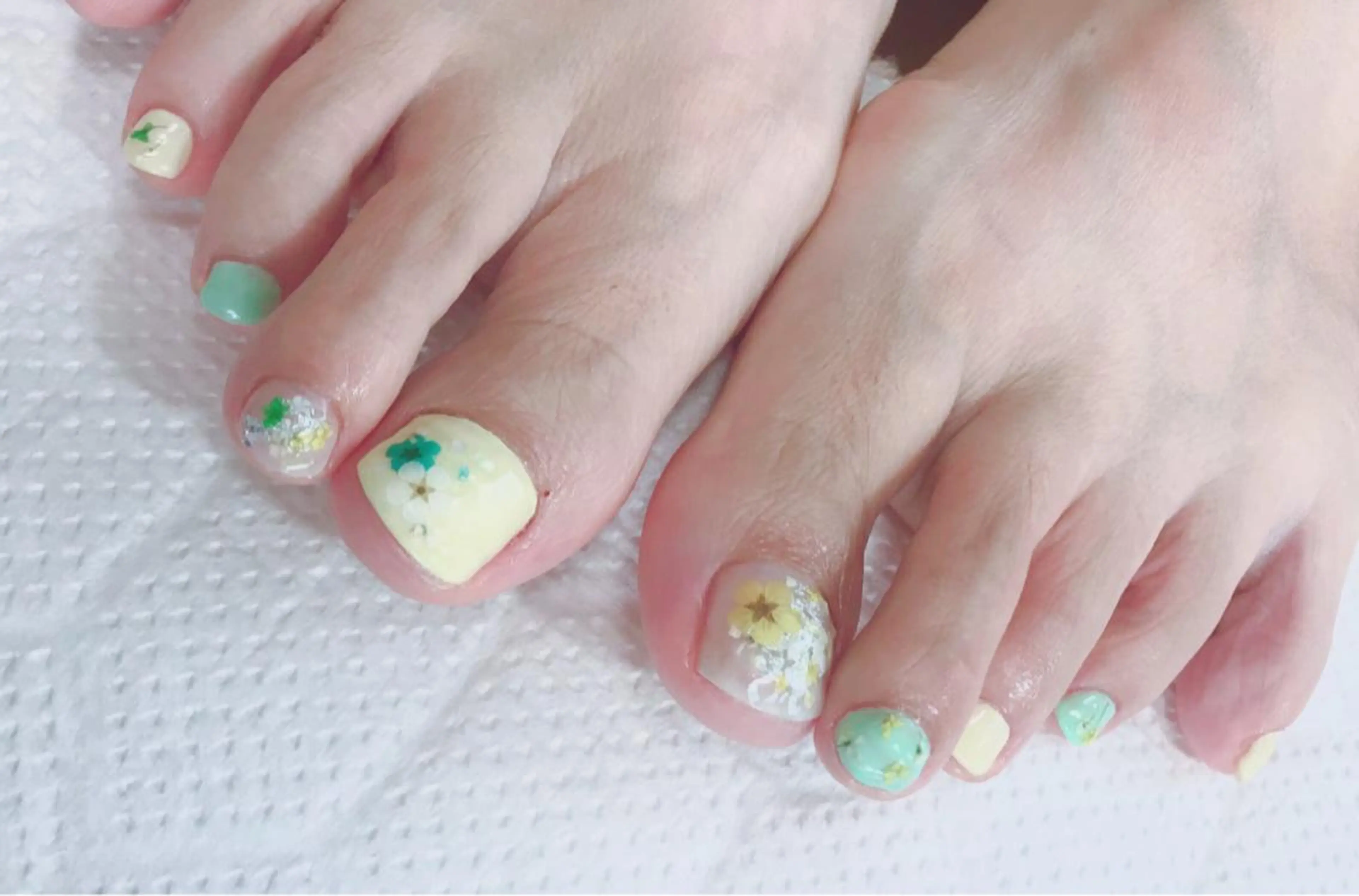 ネイル フットネイル NAIL Nutsのネイルデザイン