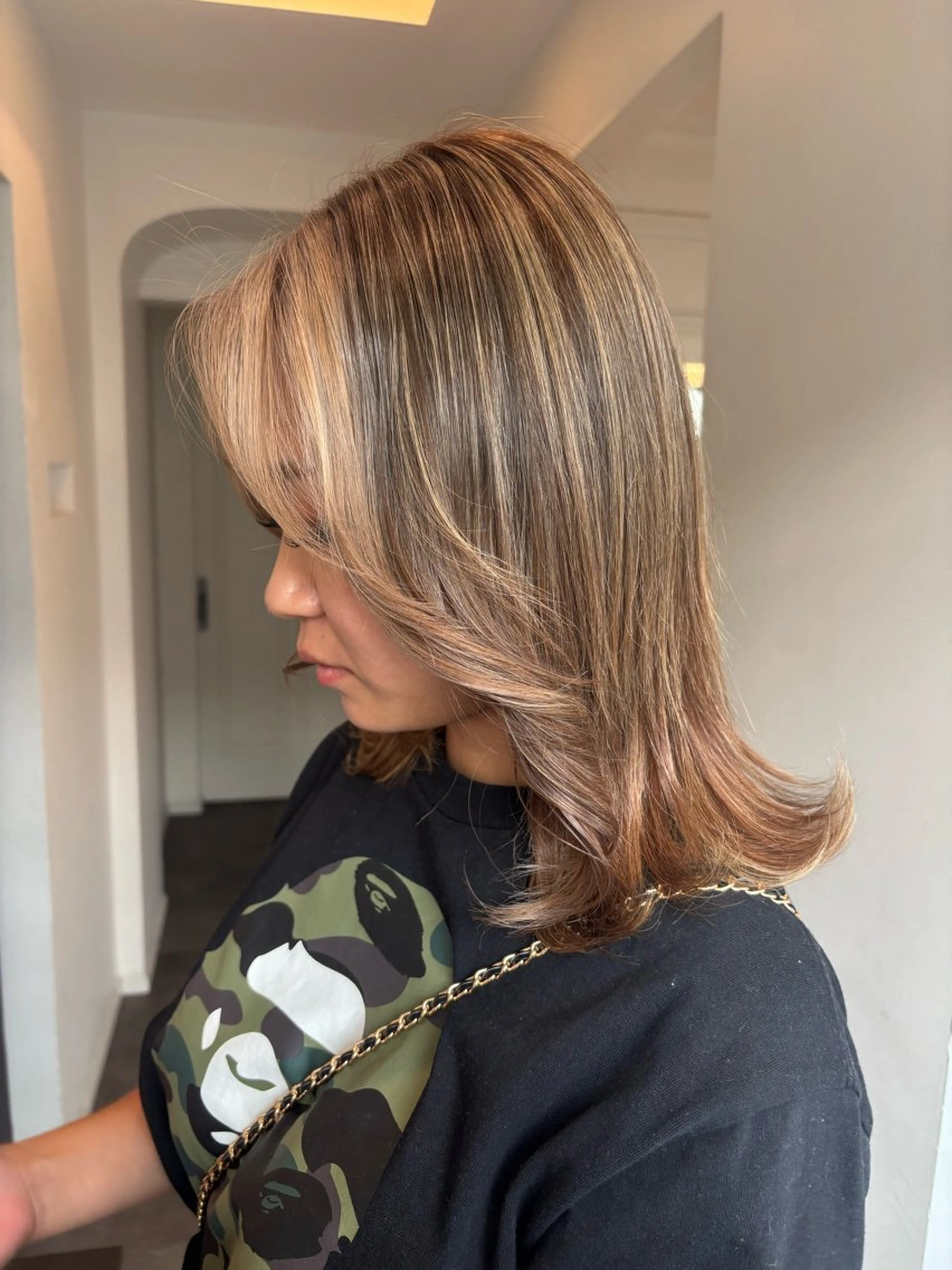 セミロング カラー ヘアカラー トリートメント 栗林 茉那のヘアスタイル