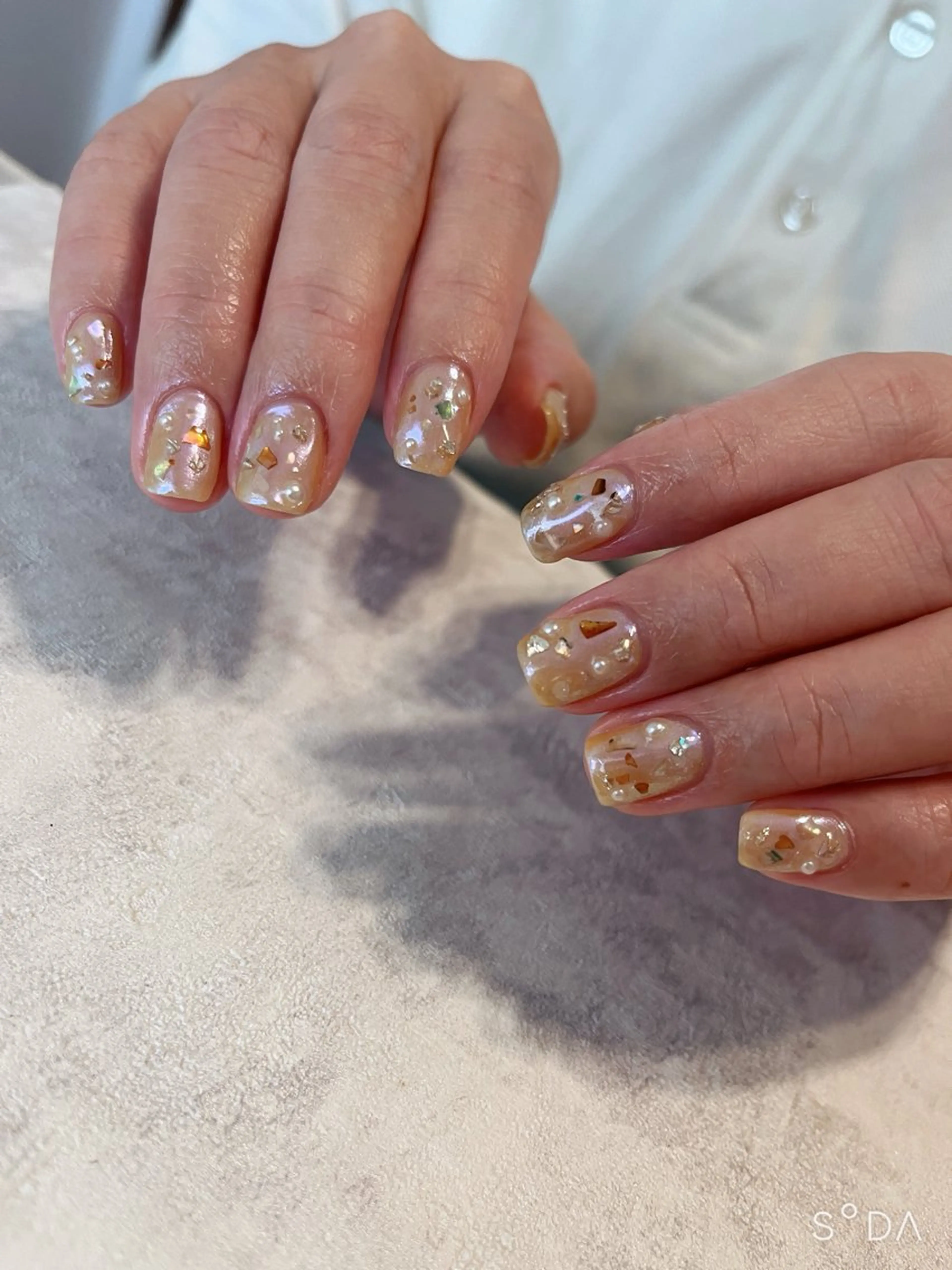 ネイル オーロラネイル ミラーネイル ハンドネイル 大向 祐子のネイルデザイン