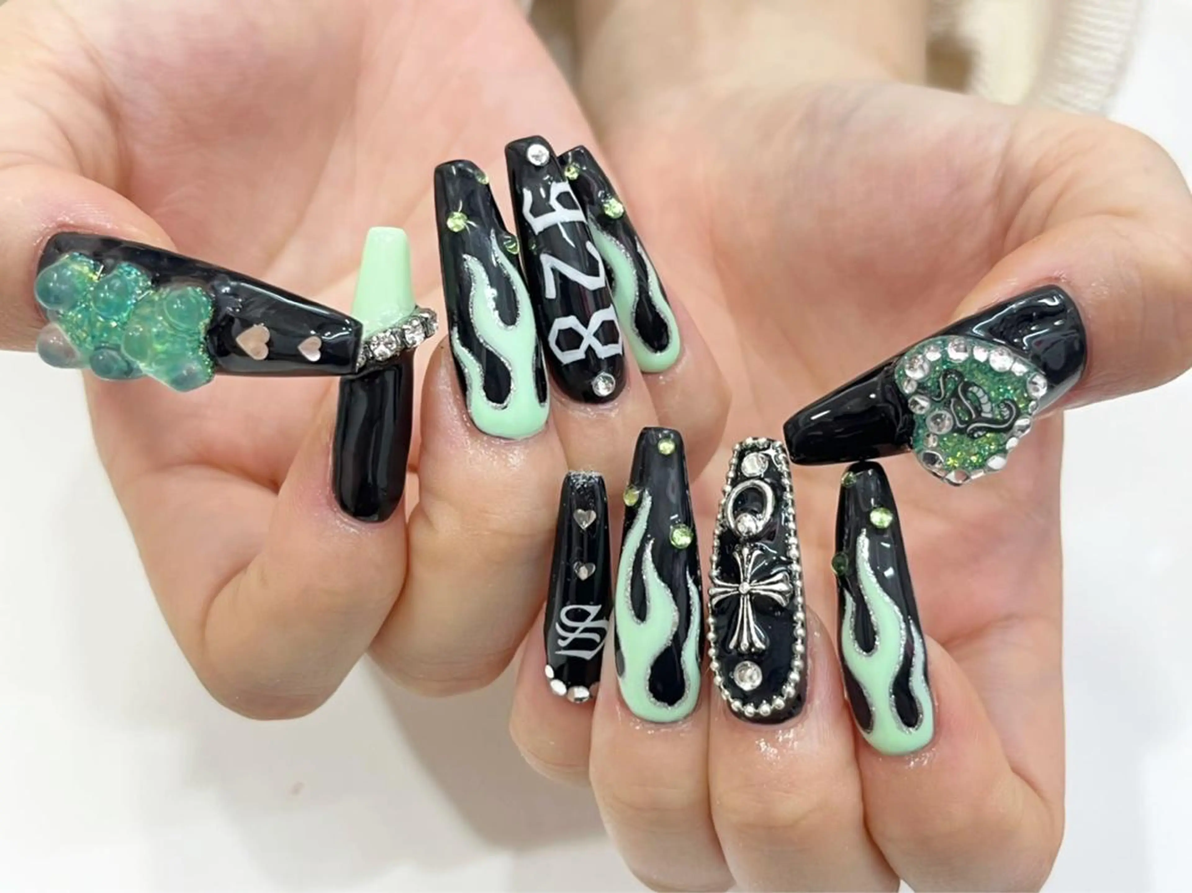 ネイル NAILSGOGO shibuyaのネイルデザイン