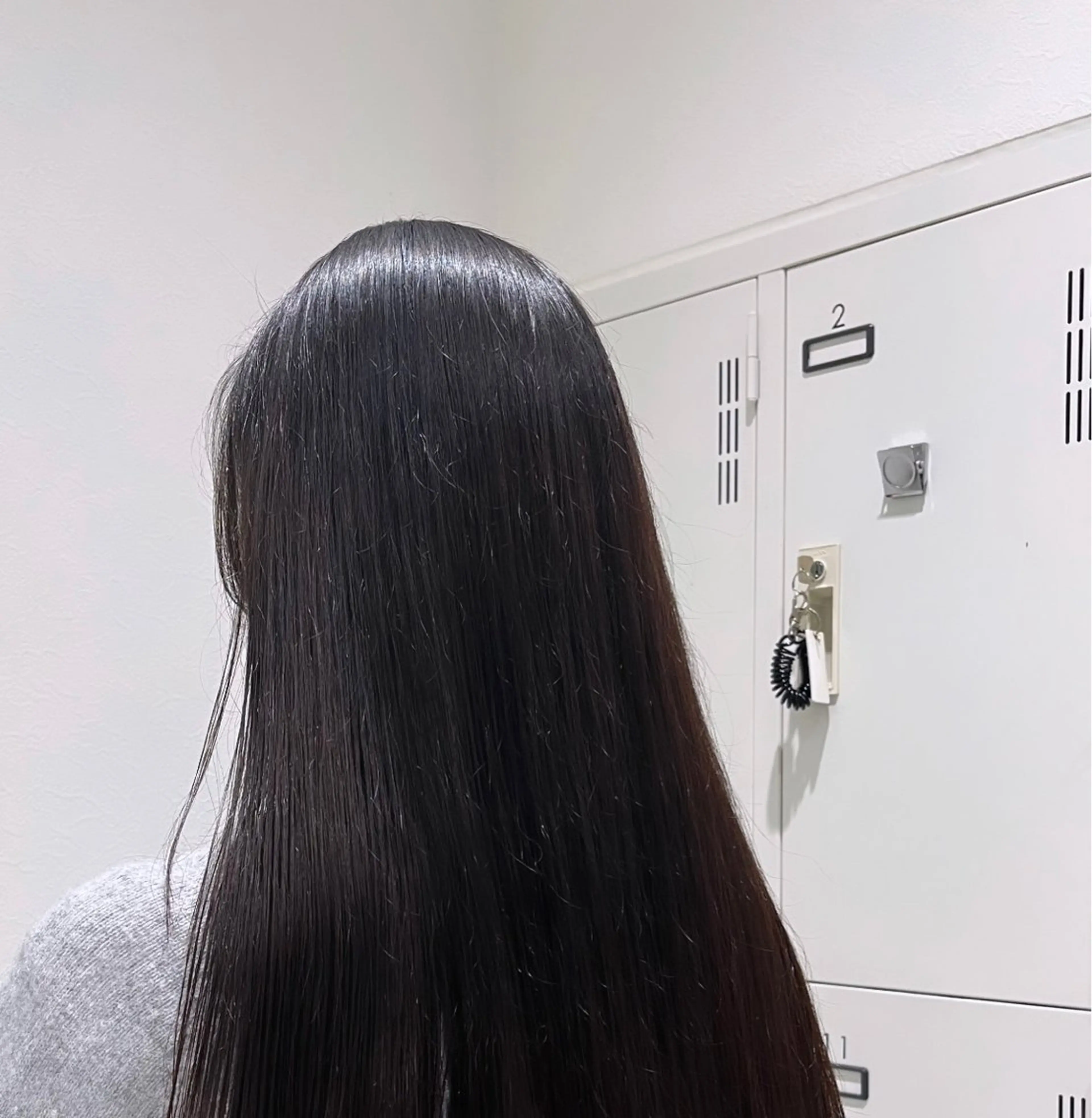 ロング トリートメント omocha umiのヘアスタイル