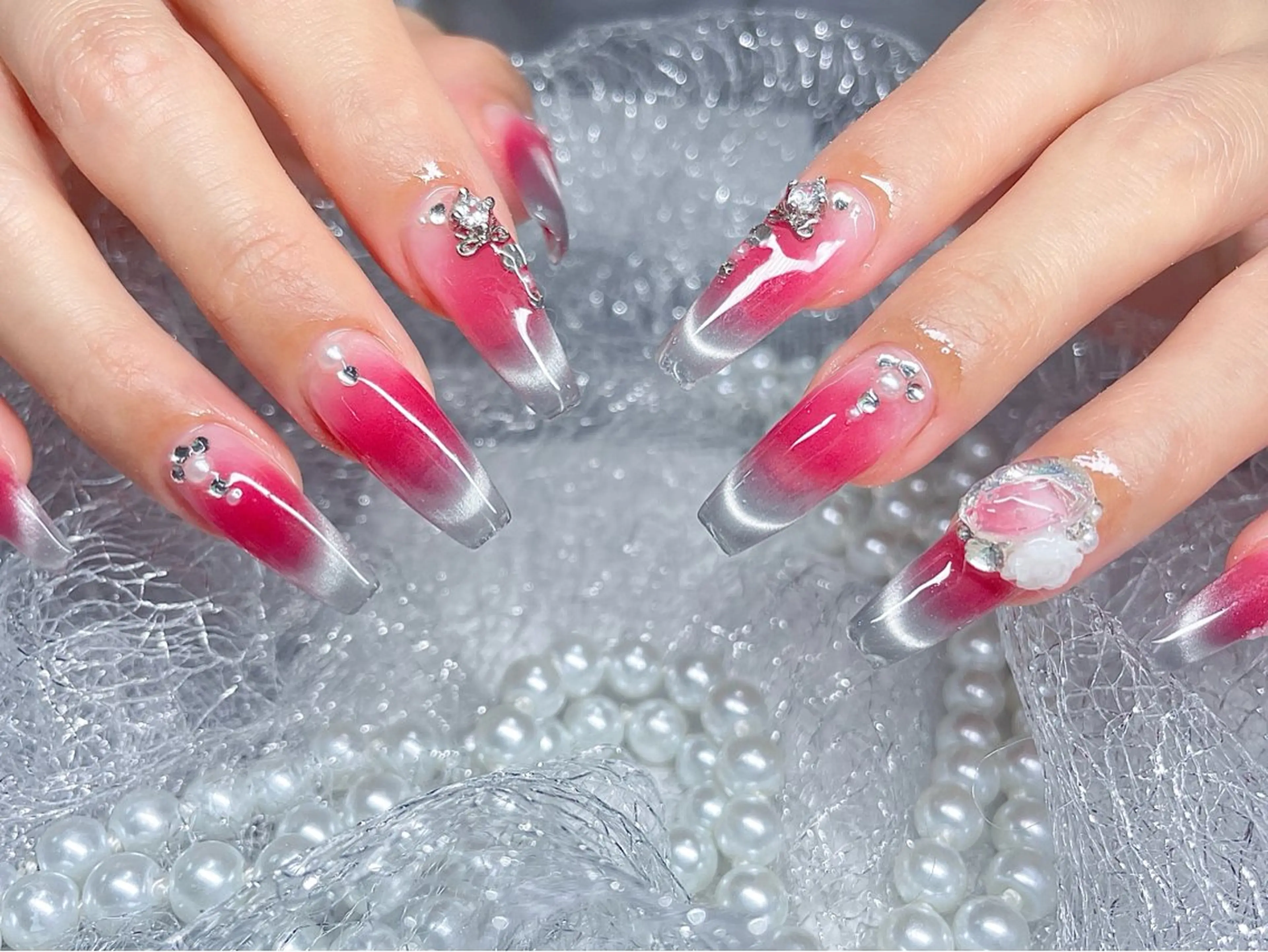 ネイル 長さ出し フットネイル フレンチネイル ジェルネイル ガラスフレンチ ハンドネイル ハンドケア Best Nail池袋東口店のネイルデザイン