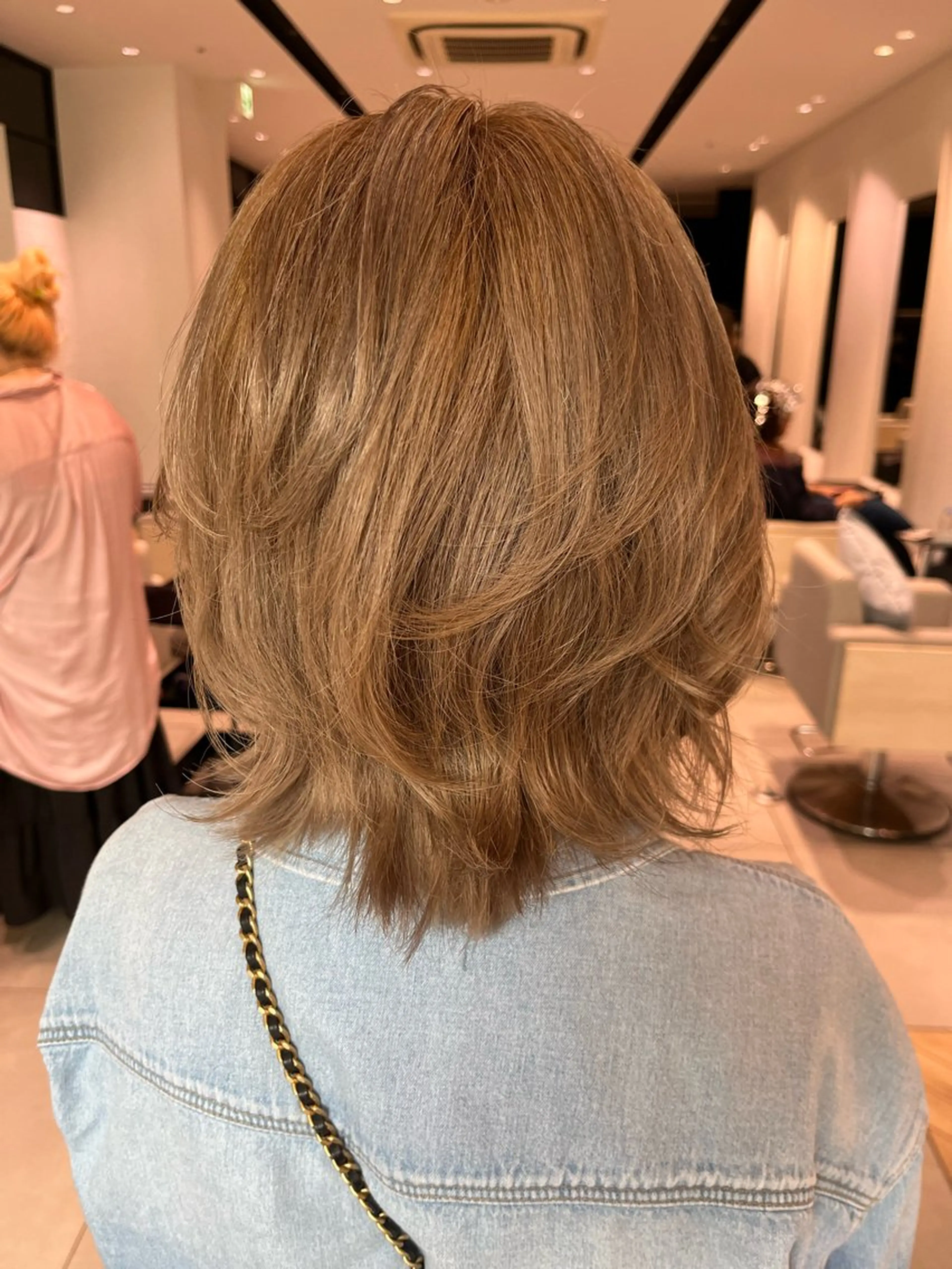 ミディアム カラー ヘアカラー トリートメント ヘアセット stair:case所属・🫧髪質改善 ブリー チNo.1🫧油谷樹のヘアスタイル