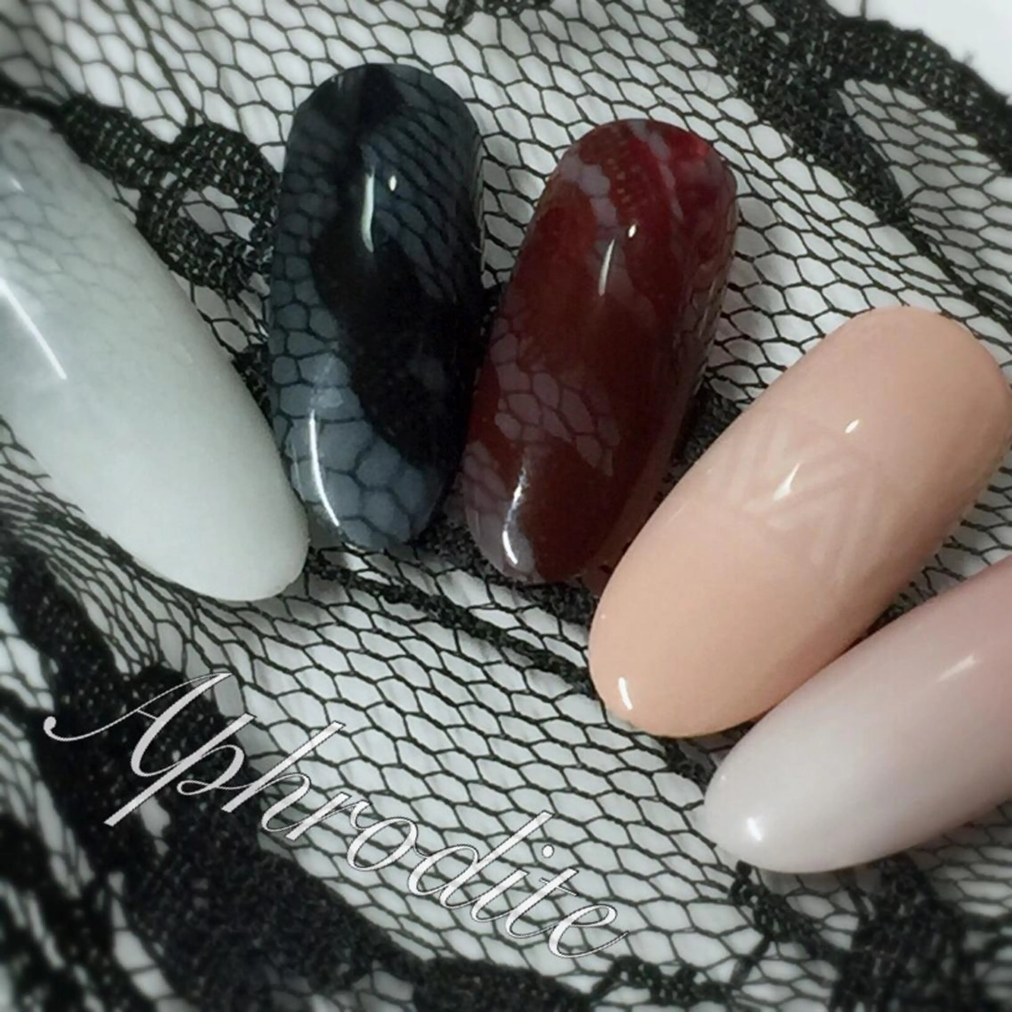 ネイル APHRODITE Nagisaのネイルデザイン