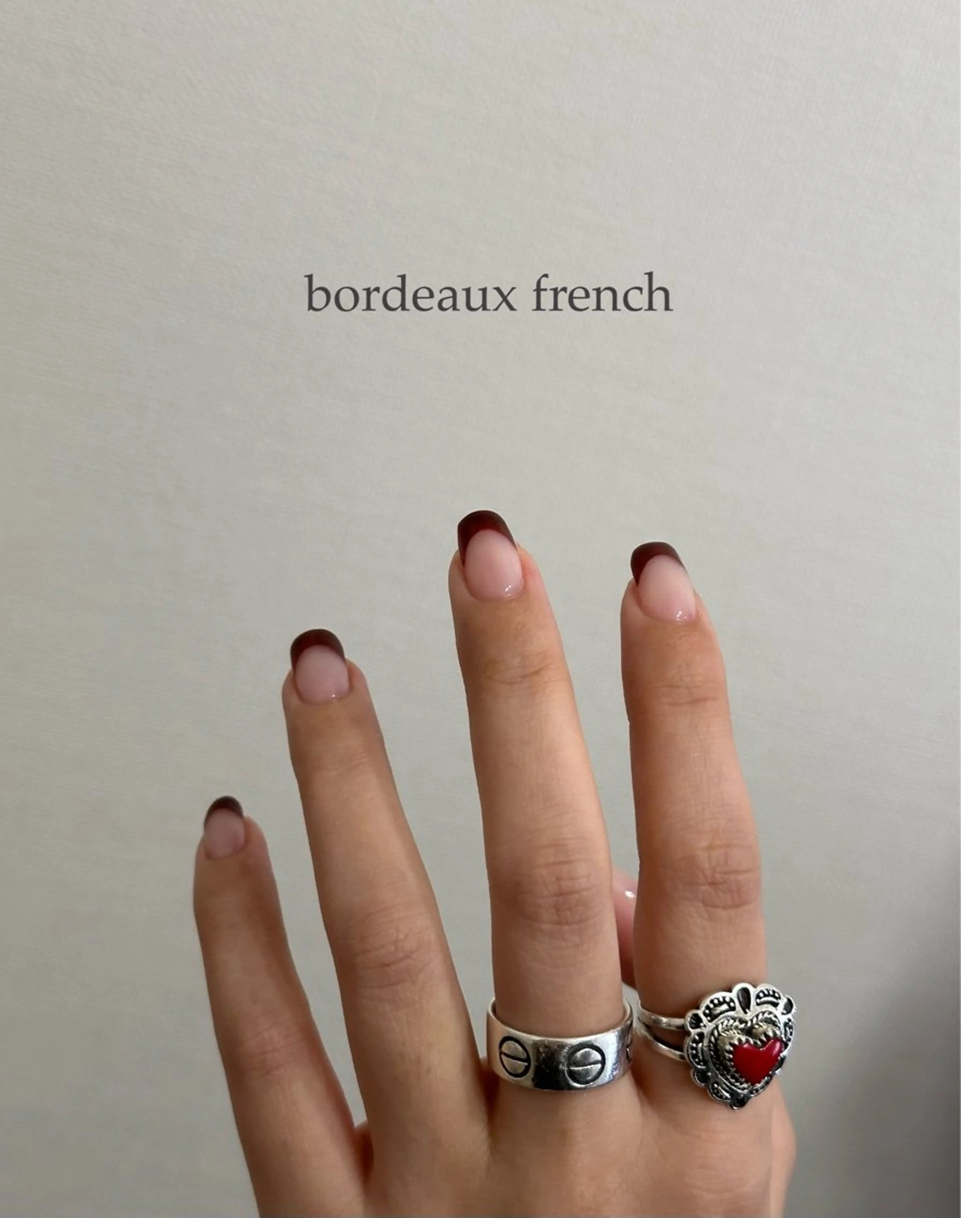 ネイル ボルドー ブラウン ハンドネイル フットネイル kiii.__ ✴︎*のネイルデザイン