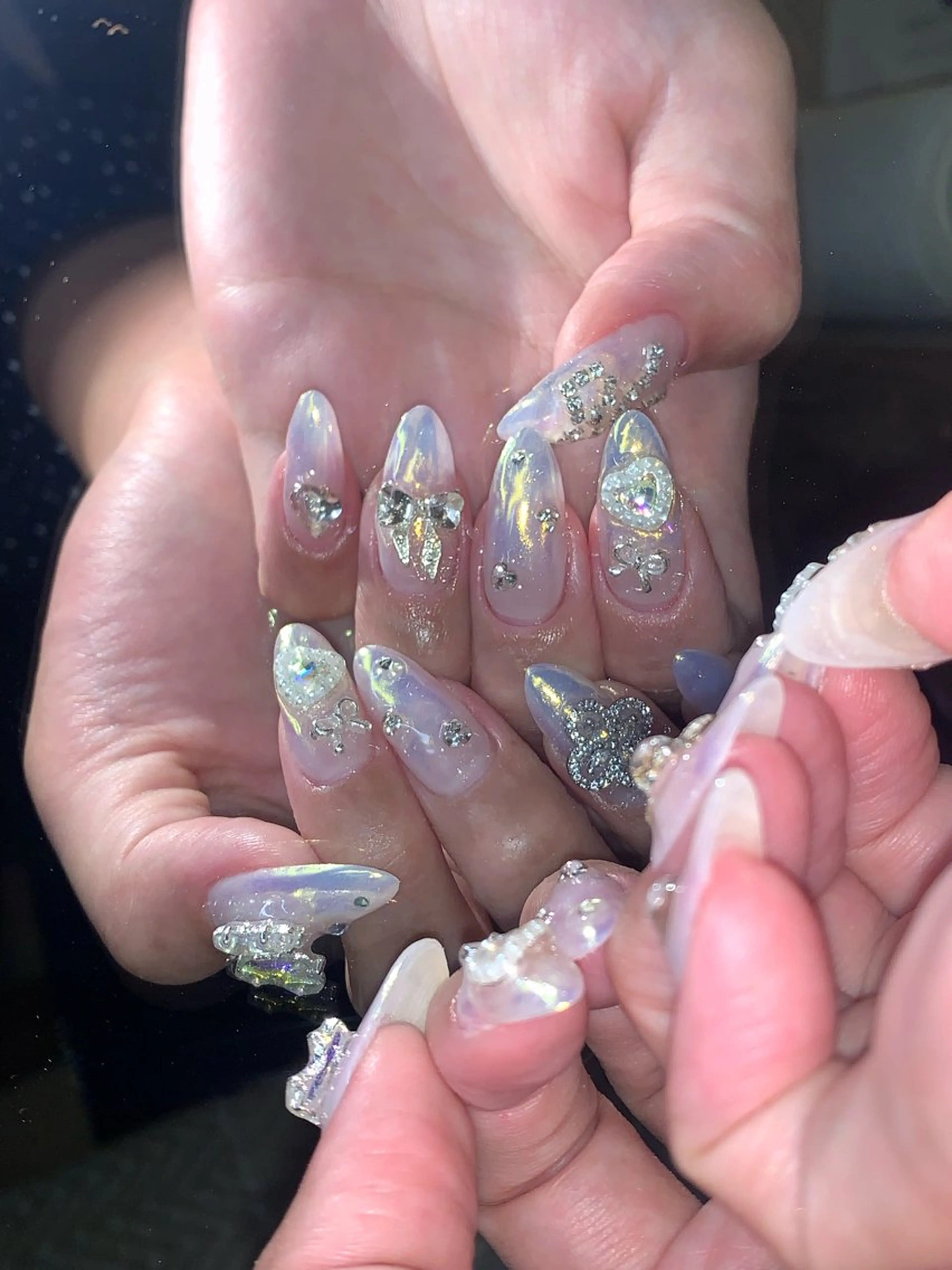 ネイル ハンドネイル NES NAIL所属・さゆり￤推しキャラ ￤ロングネイル🩷のネイルデザイン