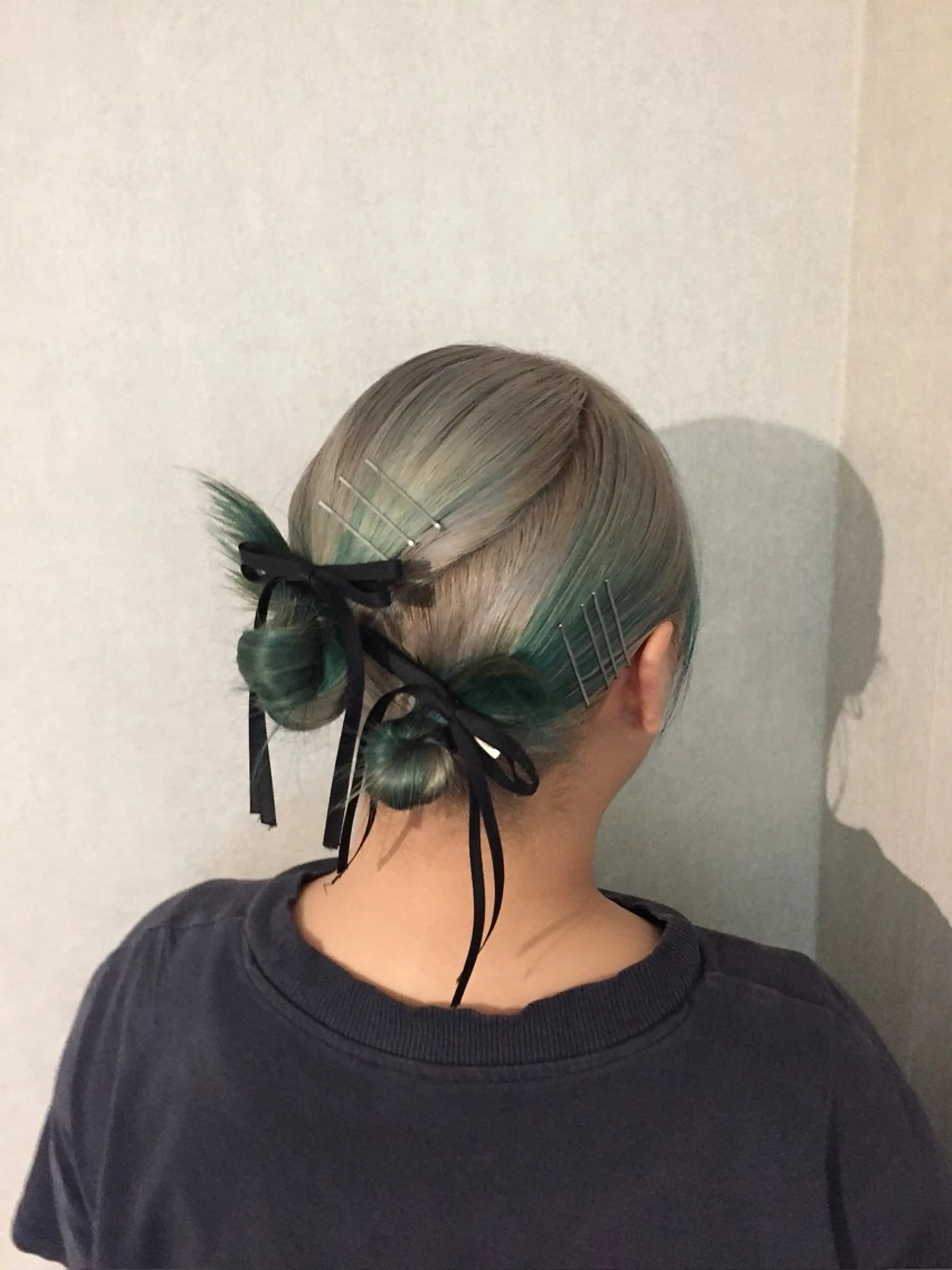 limitみづき🌙 ブリーチカラーのヘアスタイル