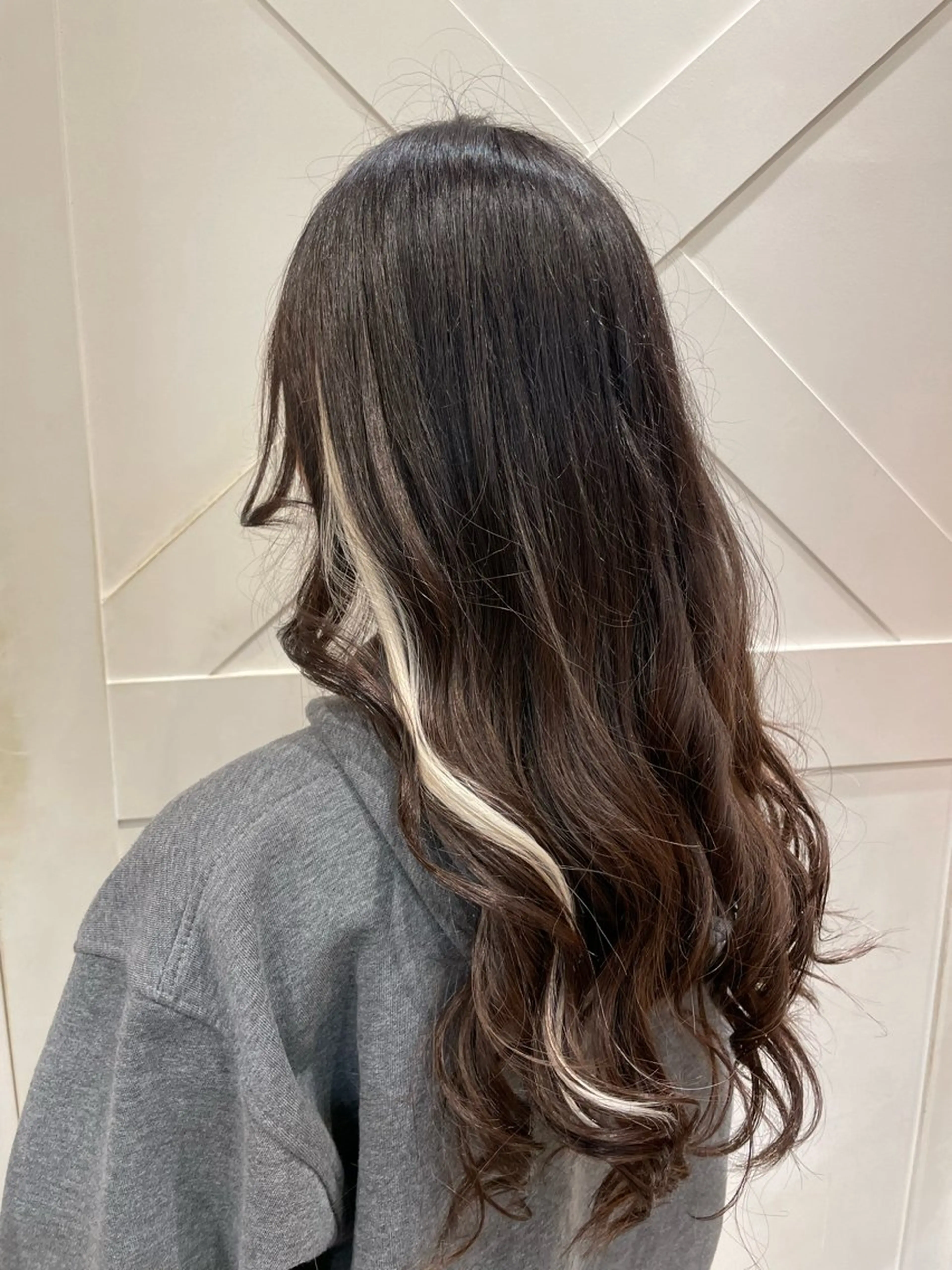 ロング カラー エクステ ヘアメ☯️派手髪 ☯️ルカのヘアスタイル