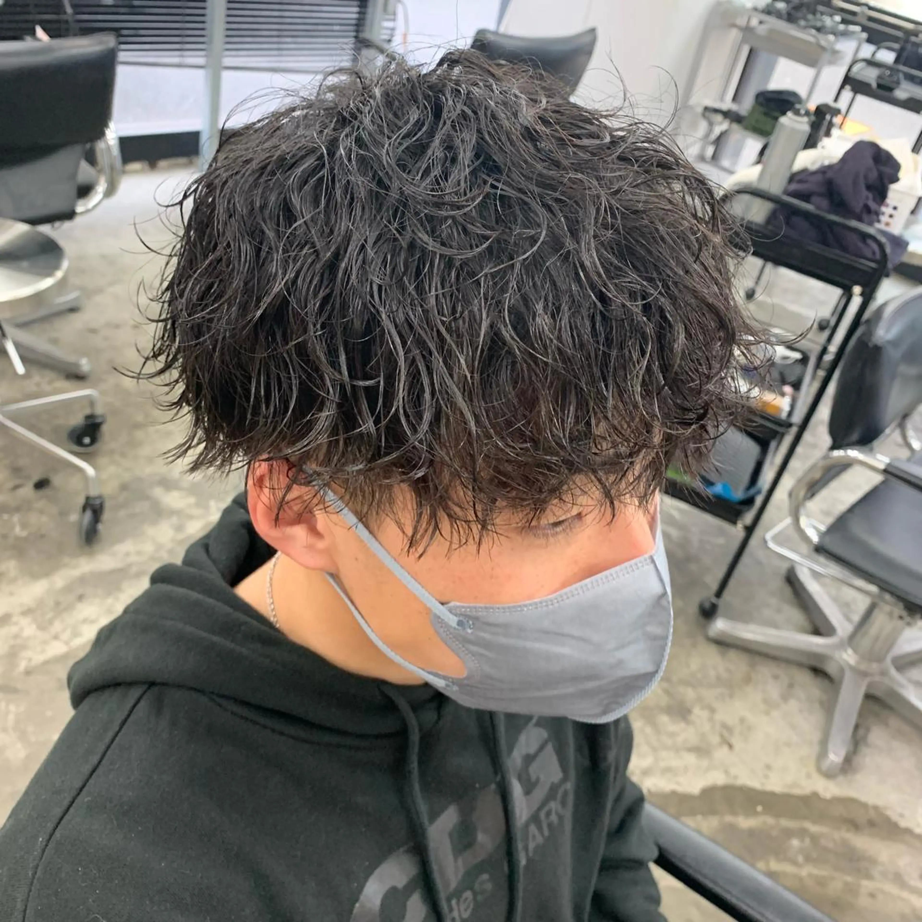 ショート パーマ メンズ メンズパーマ 波巻きパーマ カット パーマ メンズ特化美容師/ 藤戸 椋のヘアスタイル
