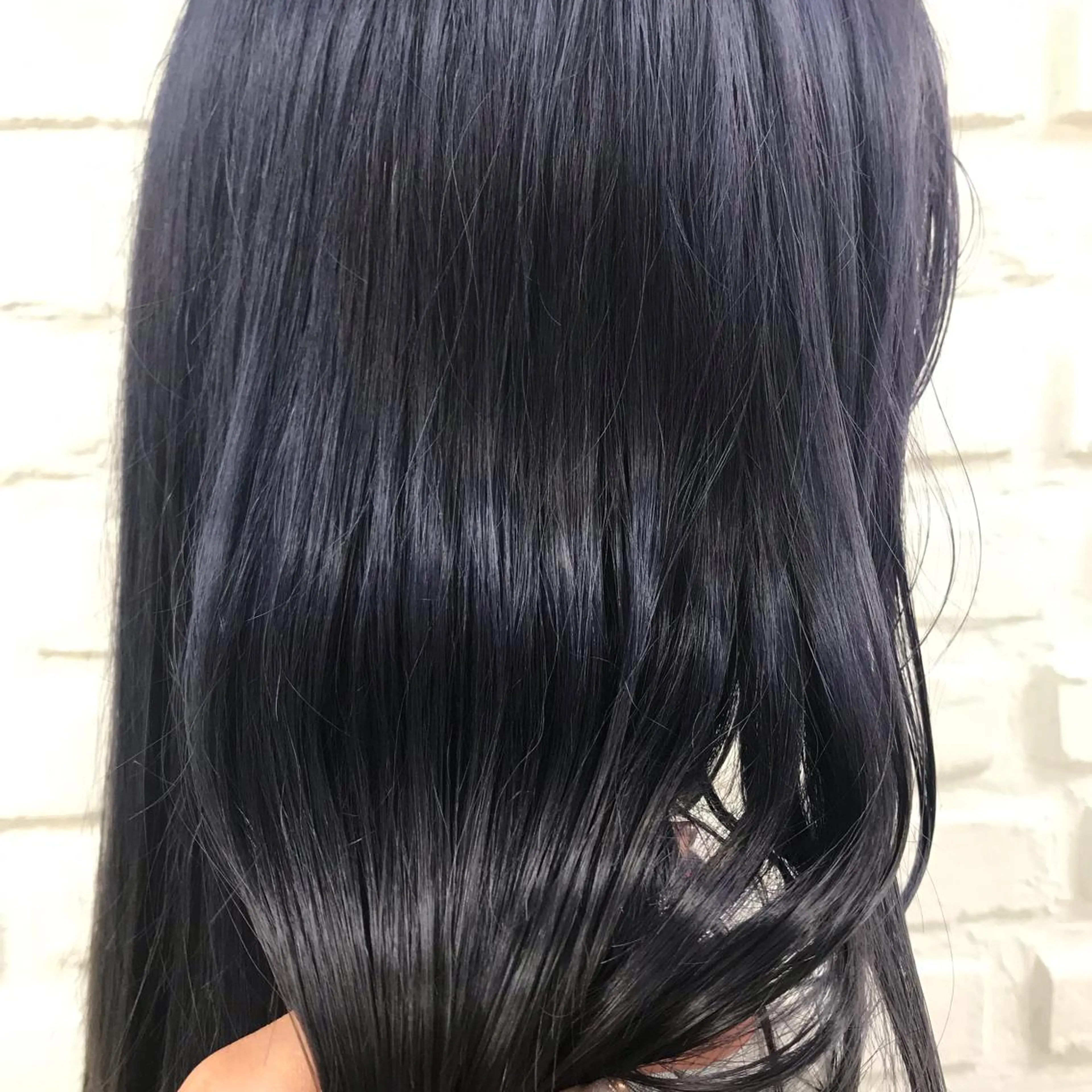 セミロング カラー ブリーチ ブルーカラー 透明感カラー イルミナカラー 暖色カラー🌹 中山由梨のヘアスタイル