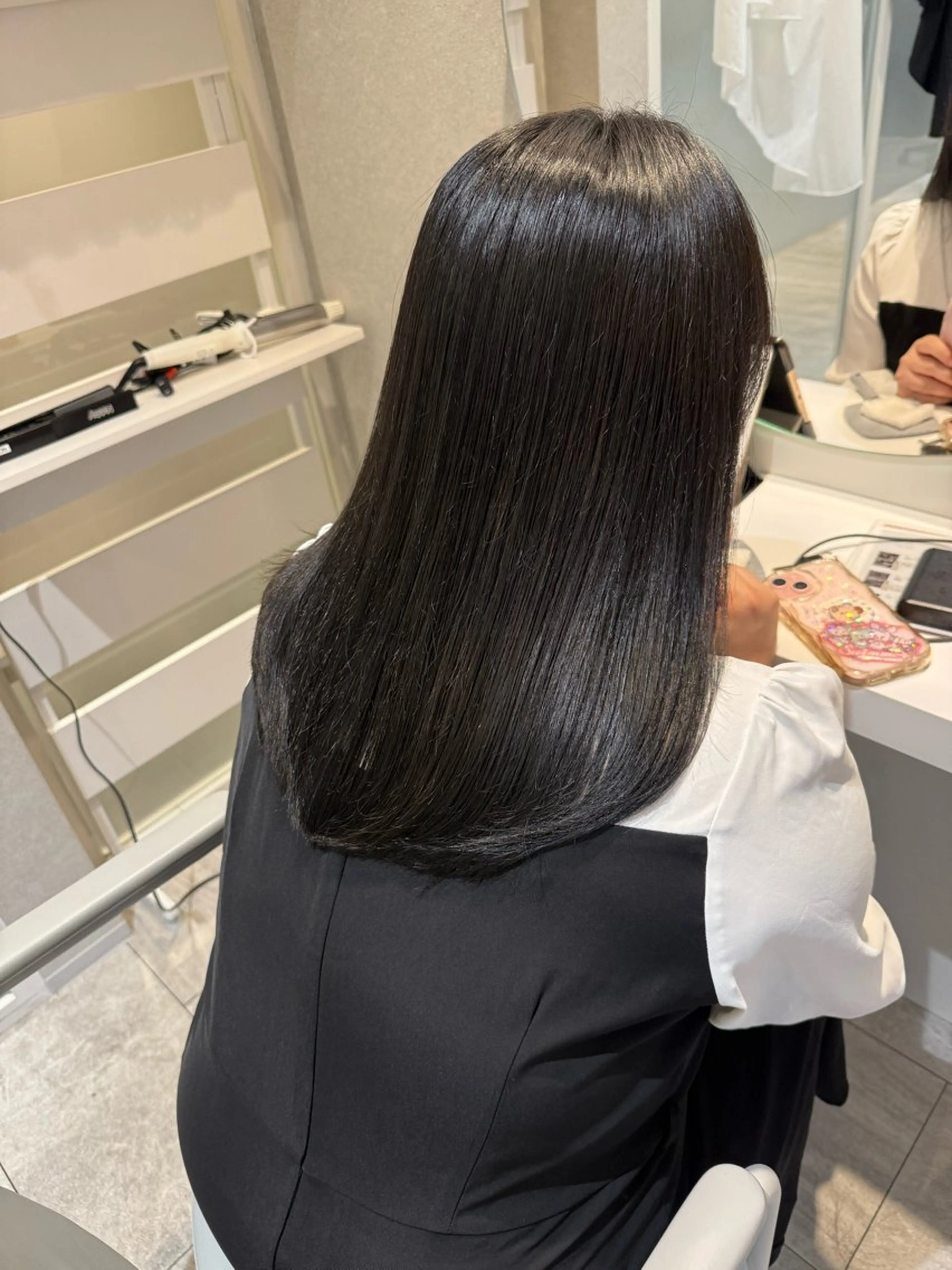 ミディアム カット ヘアカラー 縮毛矯正 トリートメント EMANON 大宮ANNEX所属・レイヤーカット/韓国 /chihiroのヘアスタイル