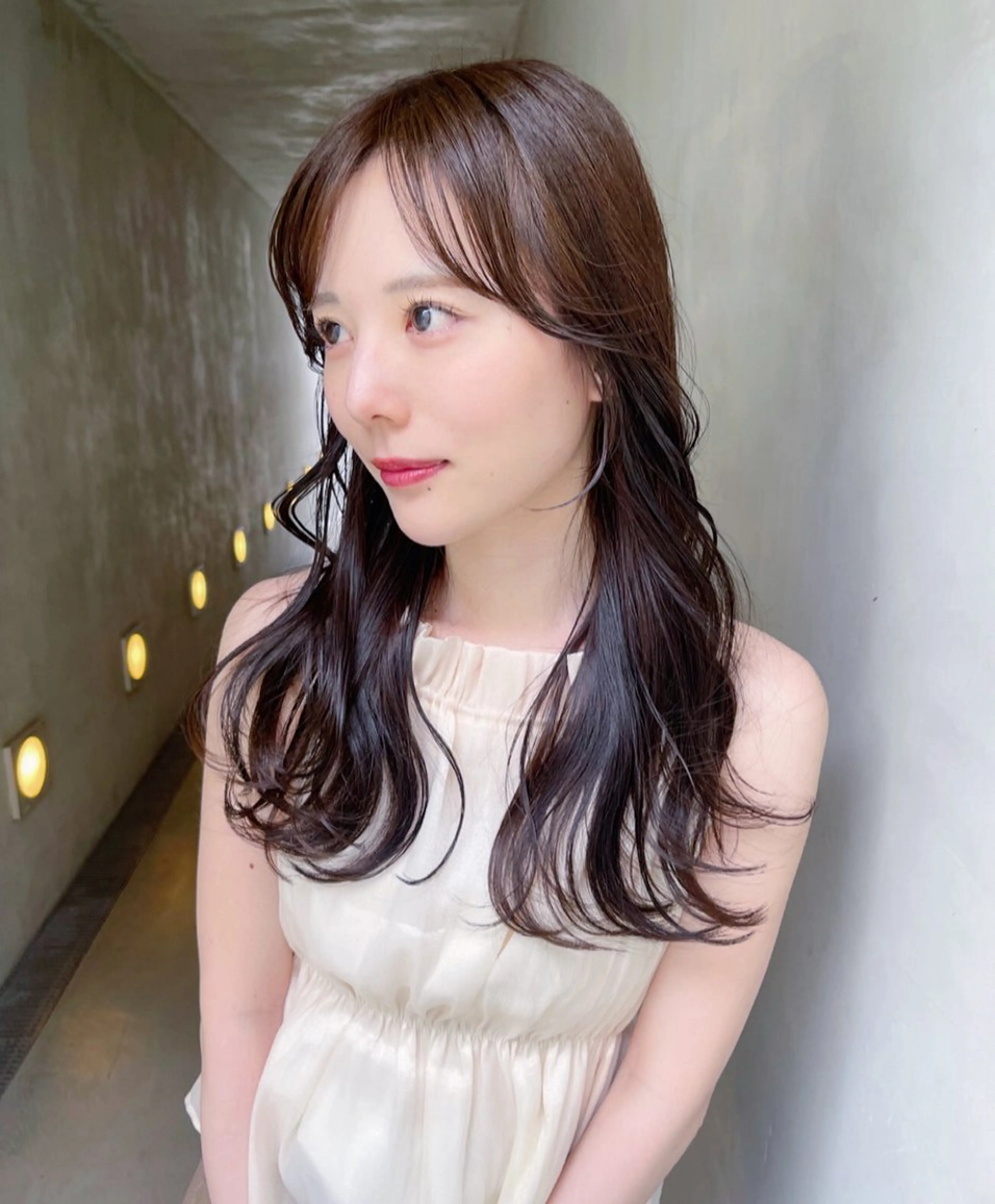 セミロング カラー レイヤーカット AiM 大名のヘアスタイル