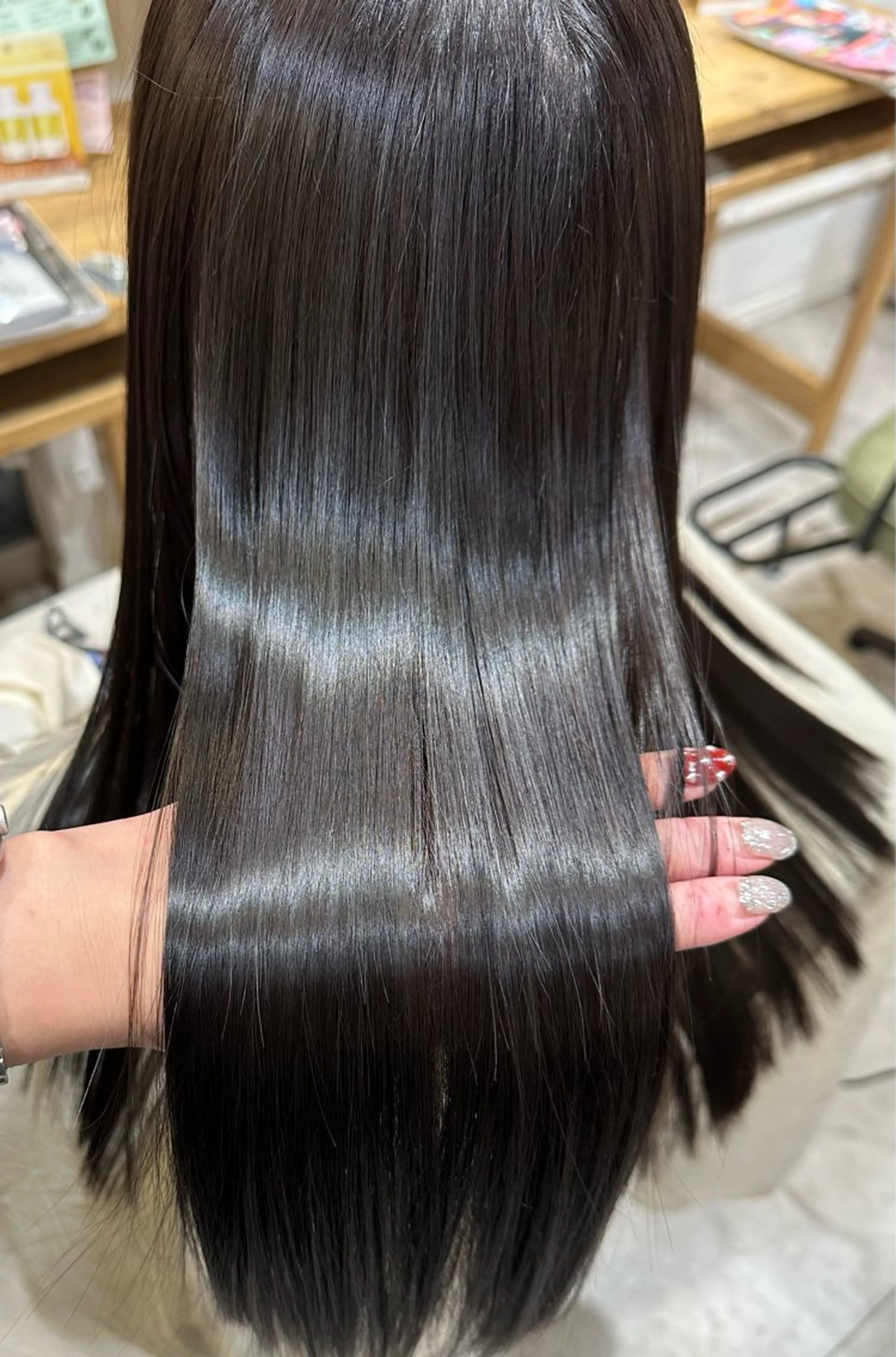 ロング 髪質改善 トリートメント カット 縮毛矯正 トリートメント AUBEhair梅田 板垣鈴香のヘアスタイル