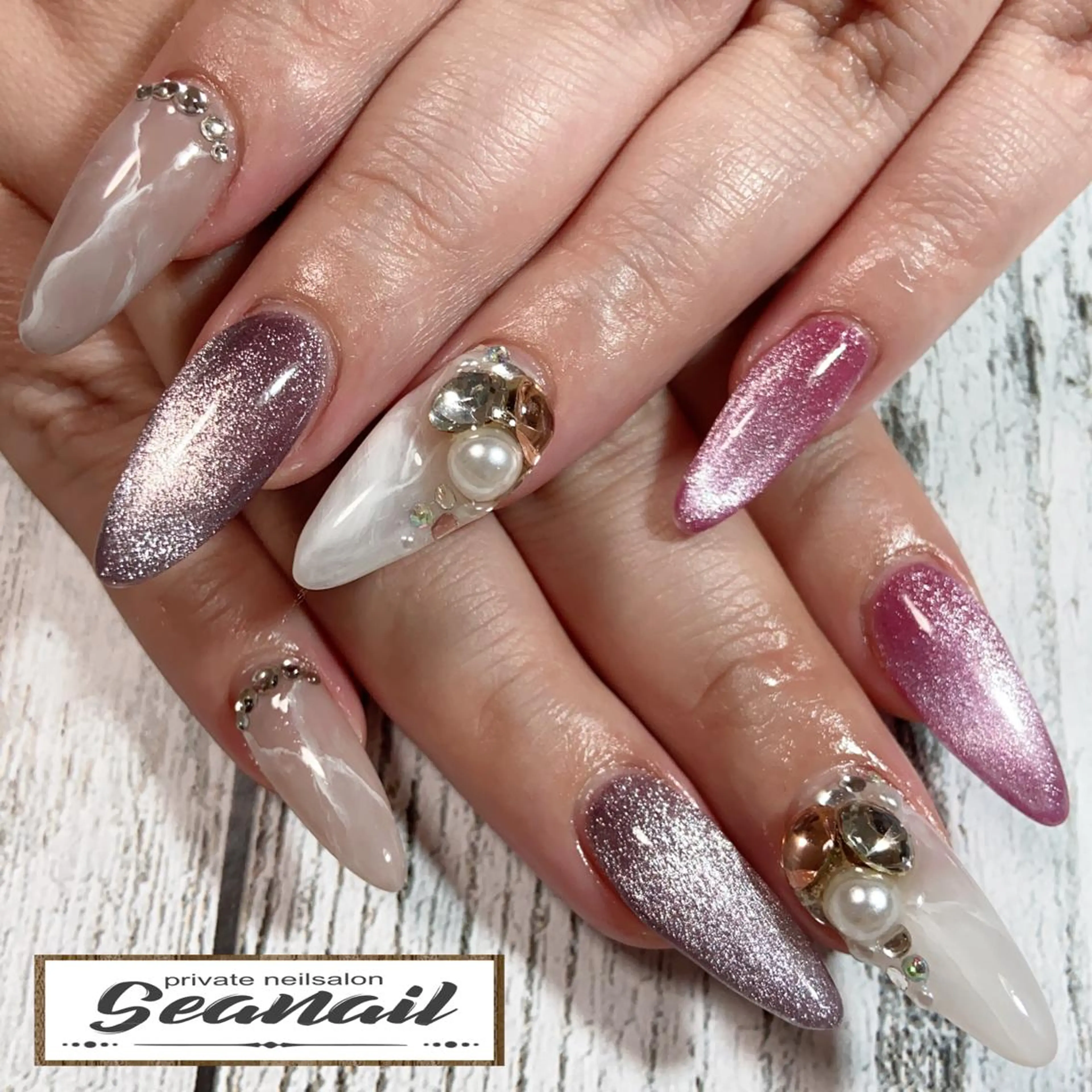 ネイル アートネイル フットネイル ジェルネイル マグネットネイル 大理石ネイル(マーブル) 小尾 栞のネイルデザイン