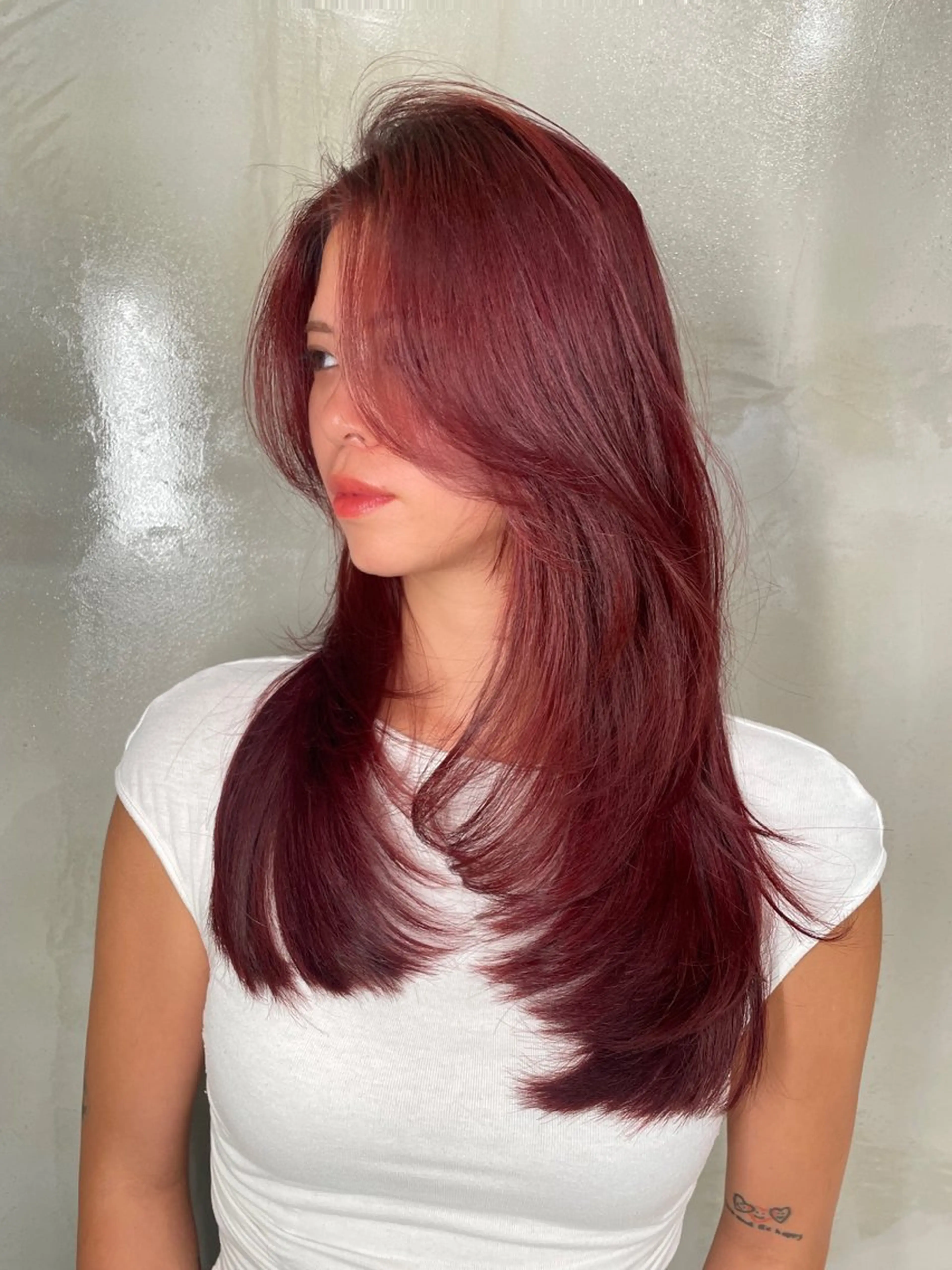 ロング カット ヘアカラー 韓国ヘア🇰🇷 YURIYAのヘアスタイル