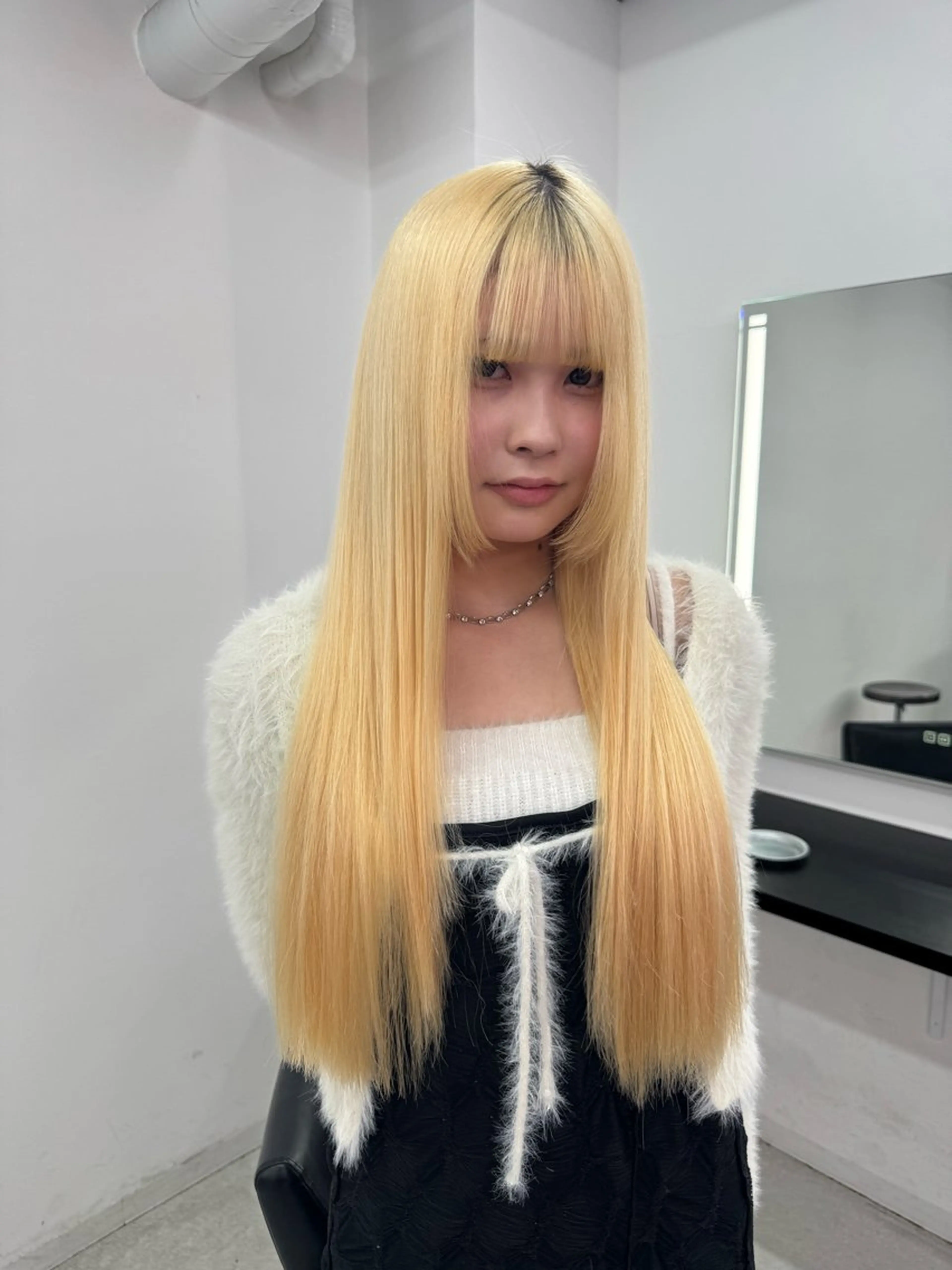 💜リタッチカラー💜(ブリーチリタッチ＋カラー＋トリートメント)の写真