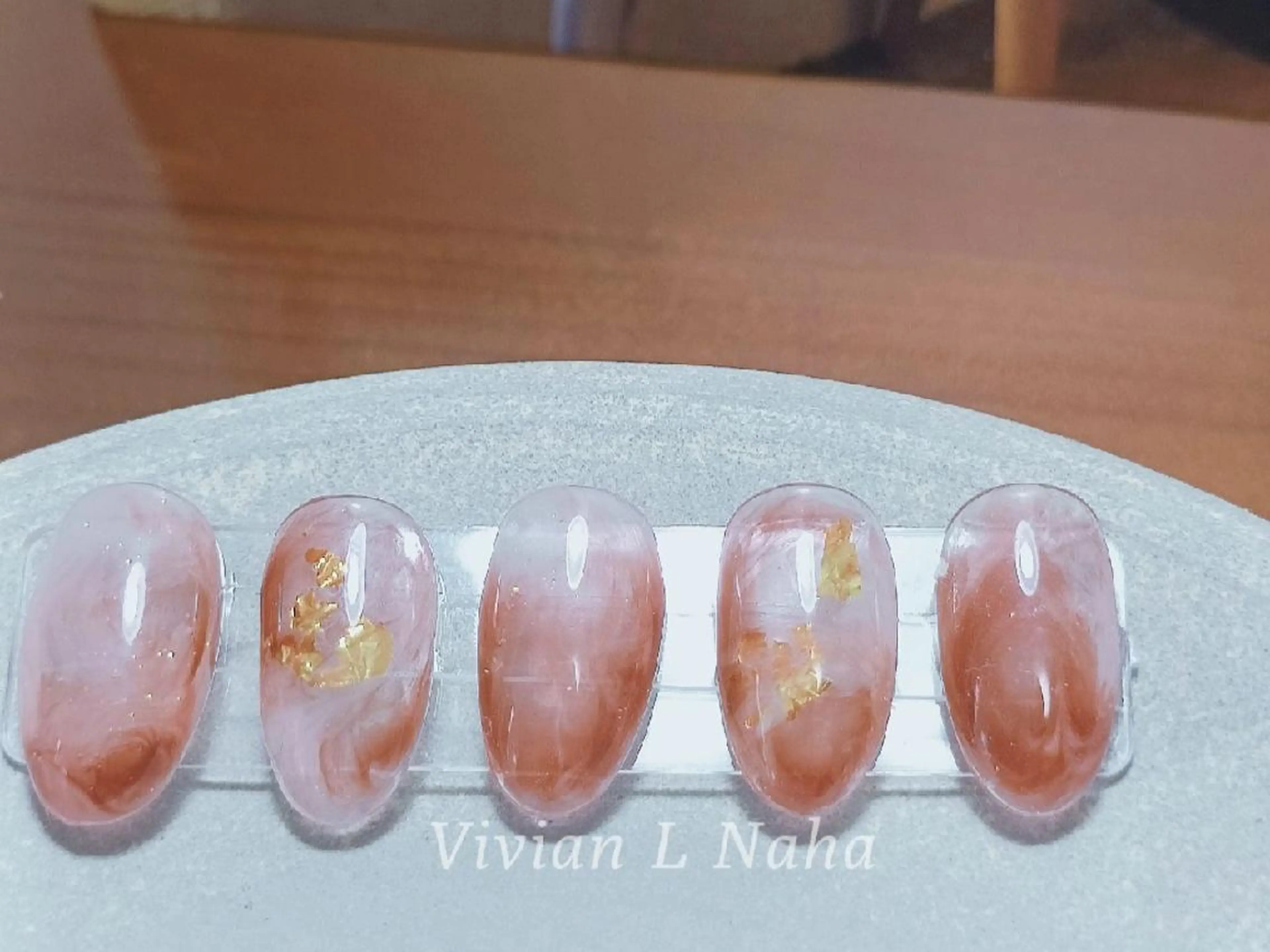 ネイル ハンドネイル Vivian L Naha  Tia　のネイルデザイン