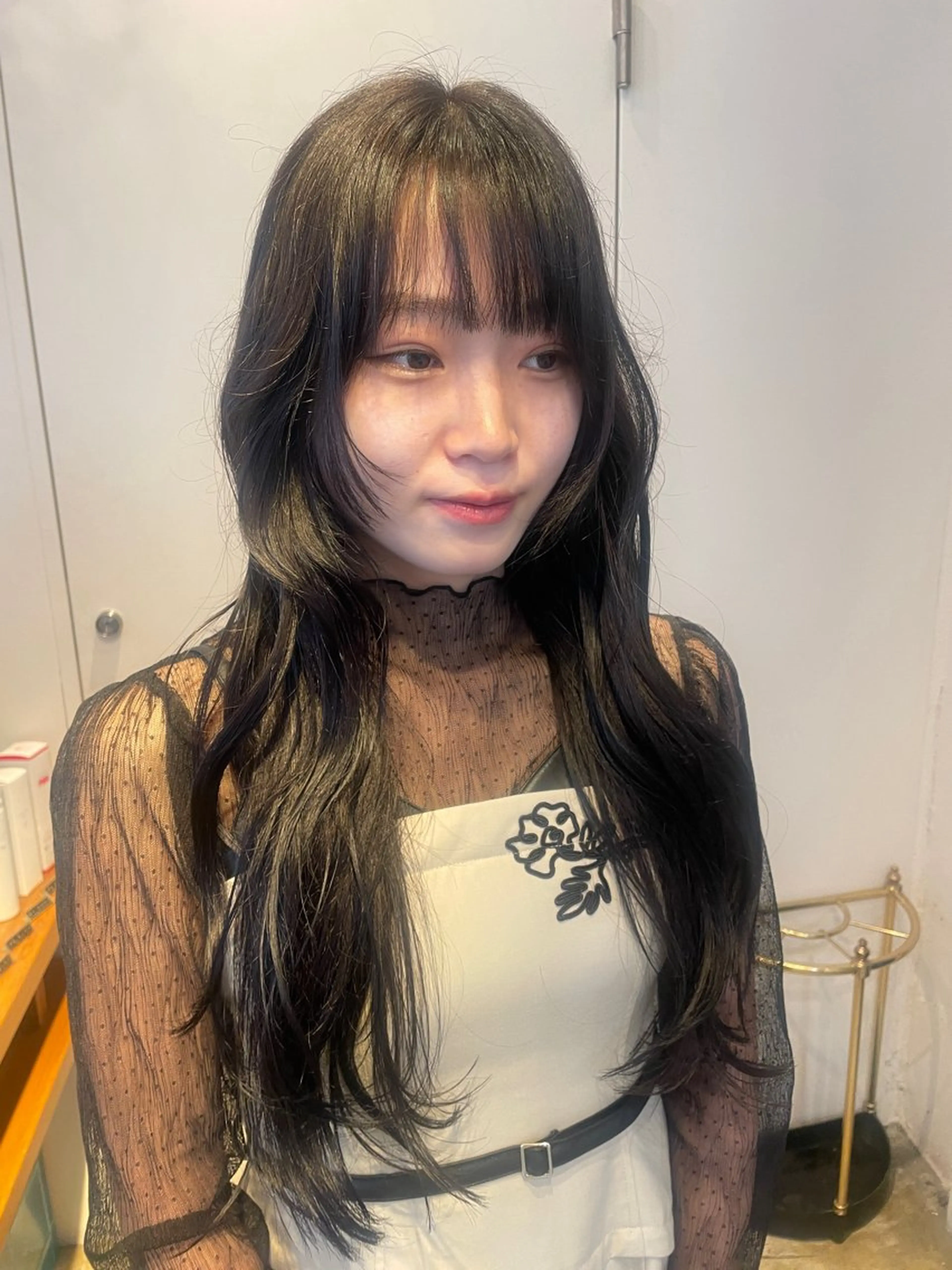 ロング カラー RIN／韓国ヘア レイヤーカットのヘアスタイル